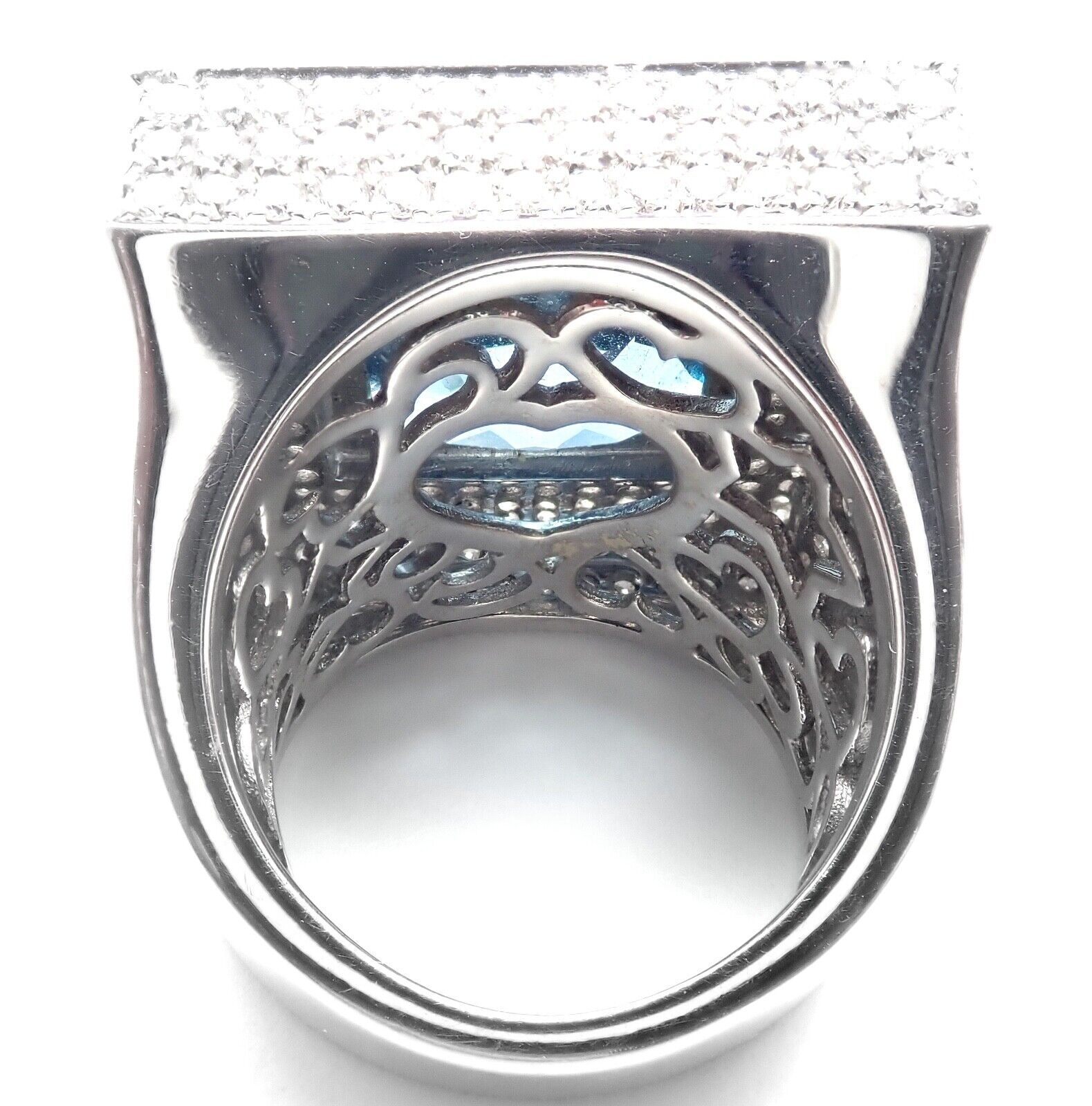 Authentic! Pasquale Bruni 18k White Gold Diamond London Blue Topaz Large Ring | Fortrove