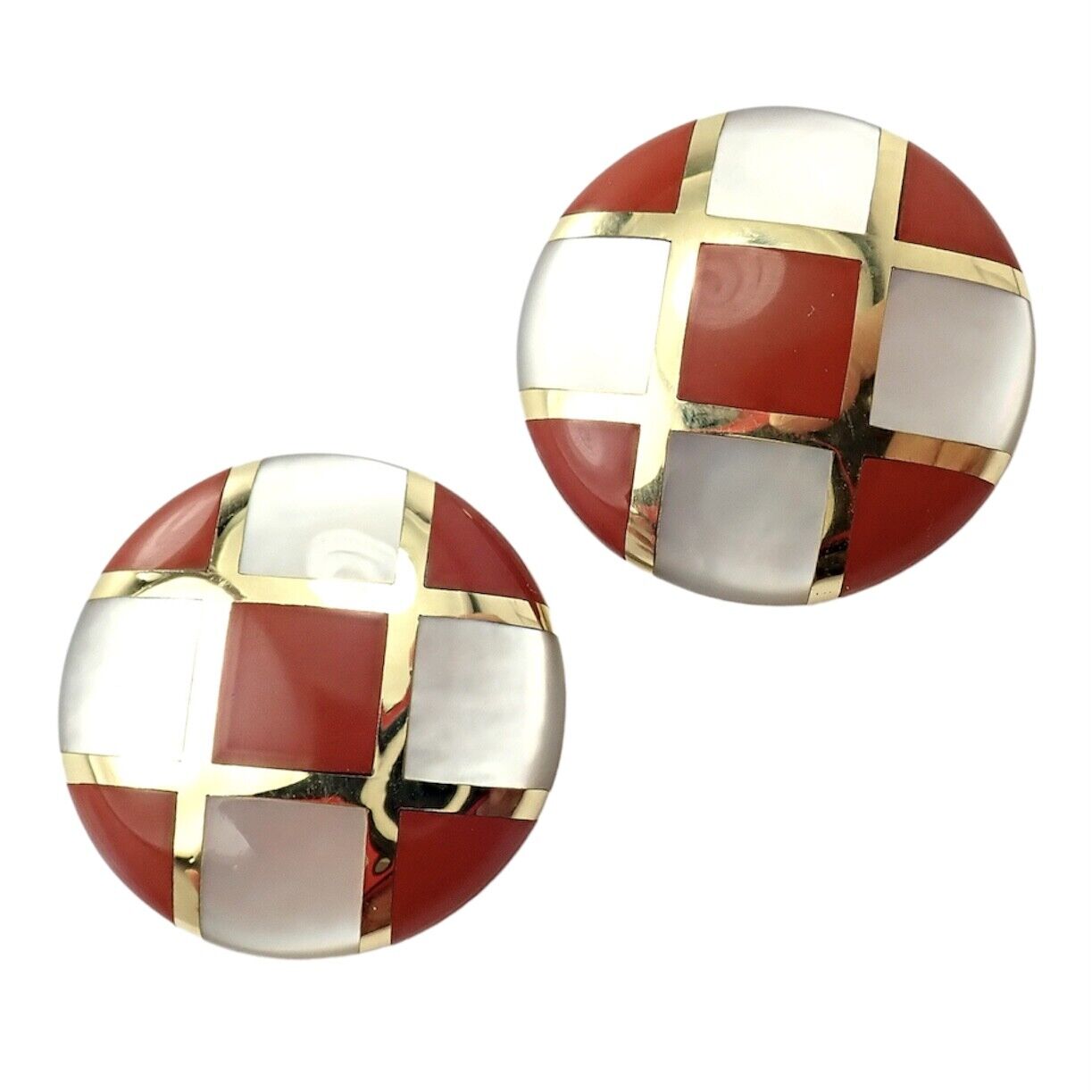 Tiffany & Co Cummings 18k Gold Mother of Pearl Carnelian Checkerboard Earrings | Fortrove