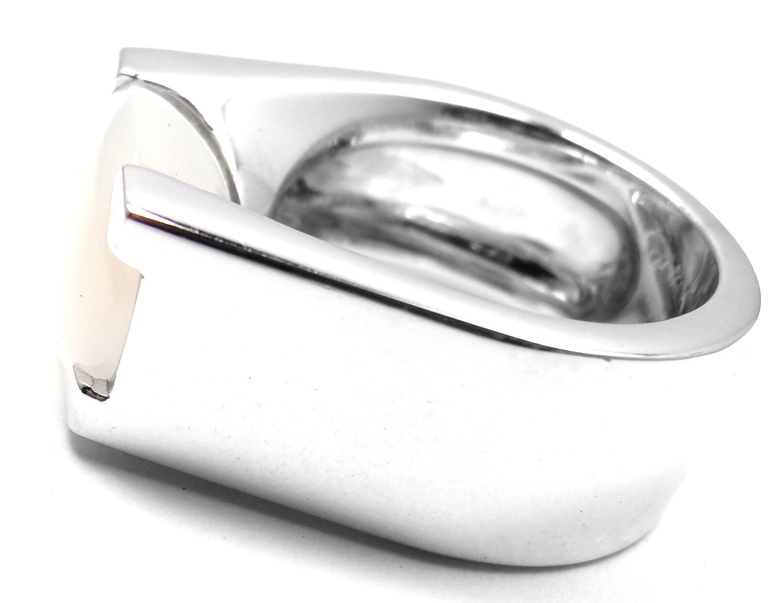 Authentic! Cartier 18k White Gold Moonstone Large Ring Size 50 US 5 1/4 | Fortrove