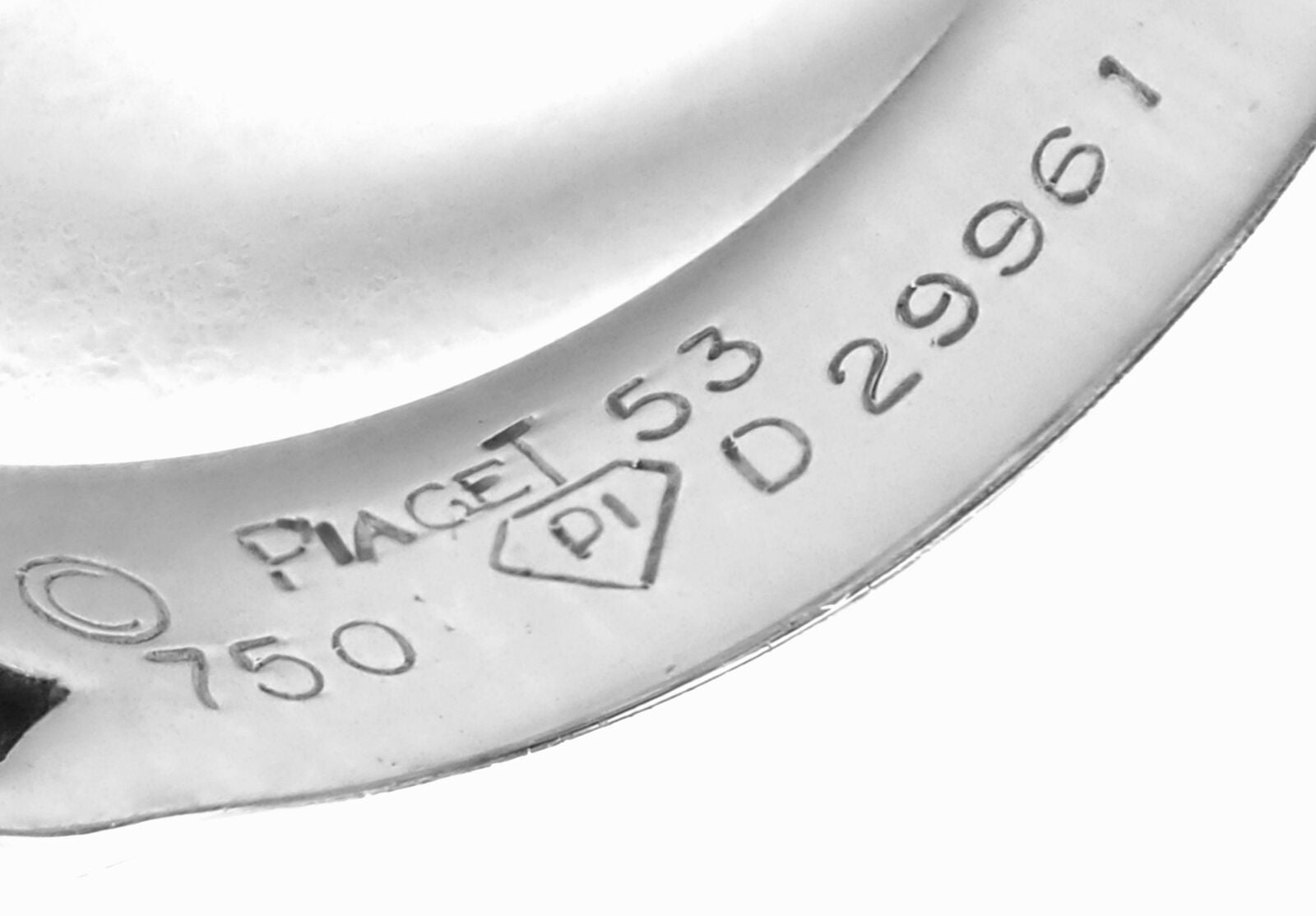 Authentic! Piaget Magic Reflection 18k White Gold Diamond Flexible Ring | Fortrove