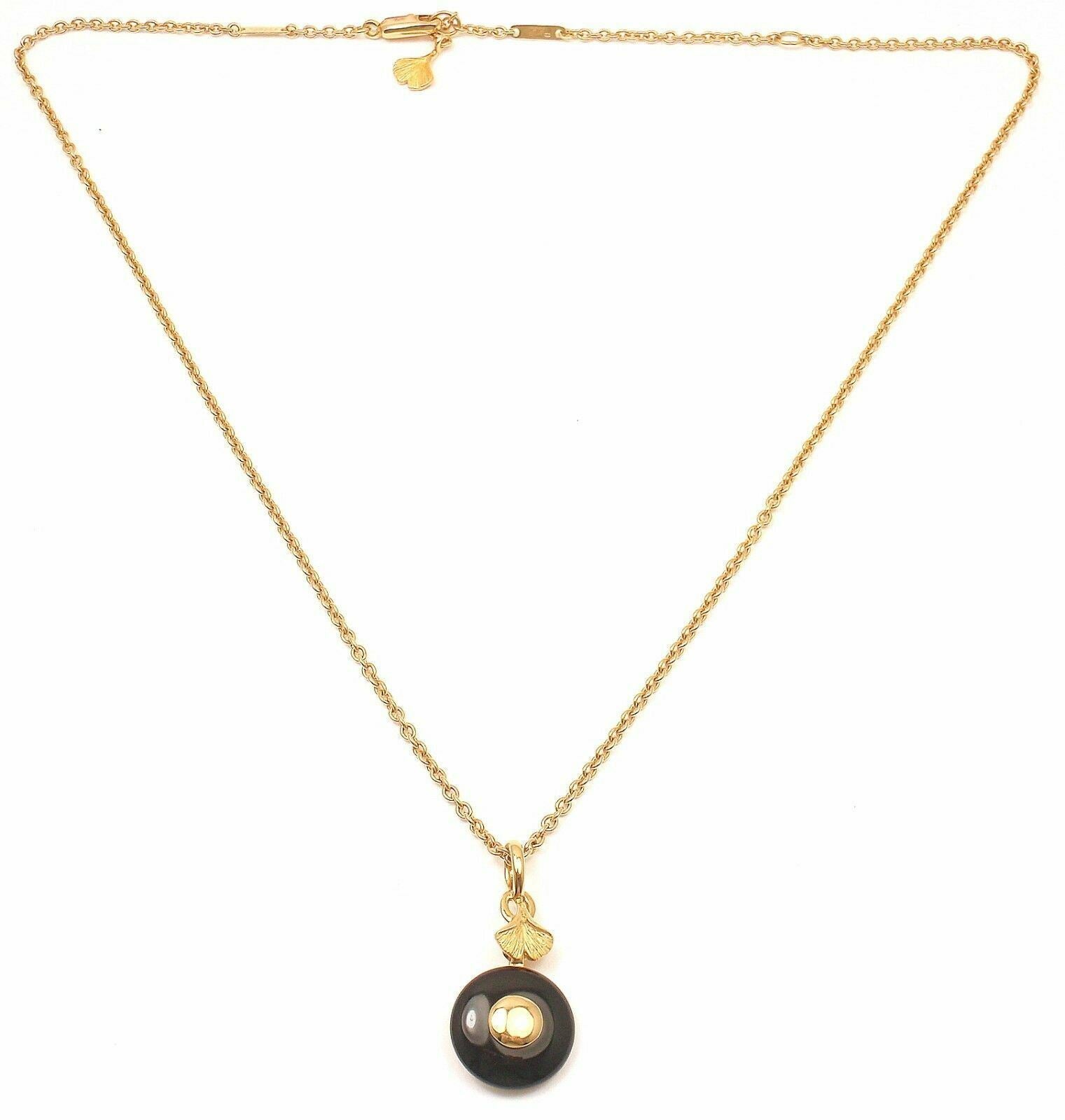 New! Authentic Carrera Y Carrera 18k Yellow Gold Ginkgo Onyx Pendant Necklace | Fortrove