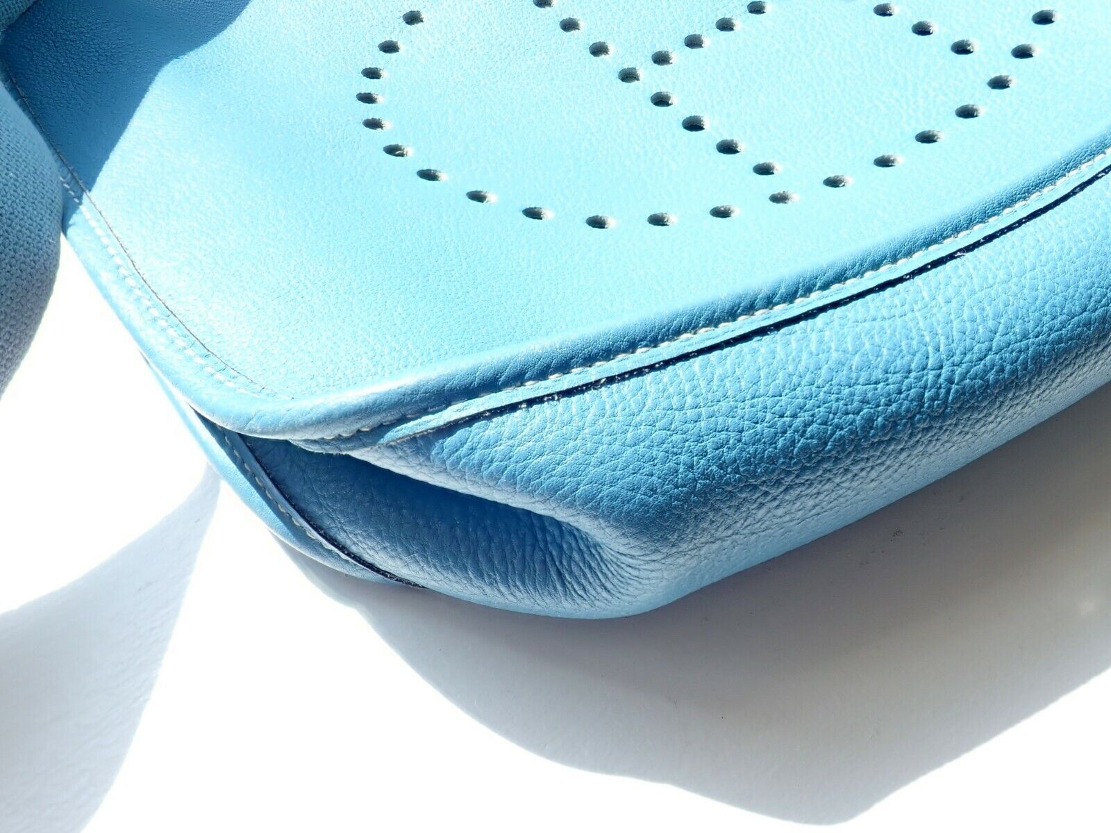 Authentic! Hermes Evelyne Blue Jean Courchevel GM Handbag Purse Gold Hardware | Fortrove