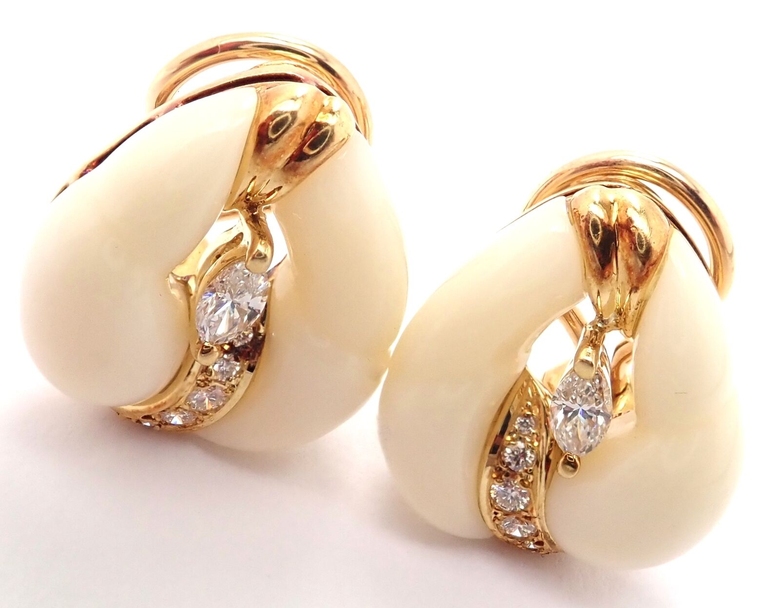 Rare! Authentic Mikimoto 18k Yellow Gold Diamond White Coral Earrings | Fortrove