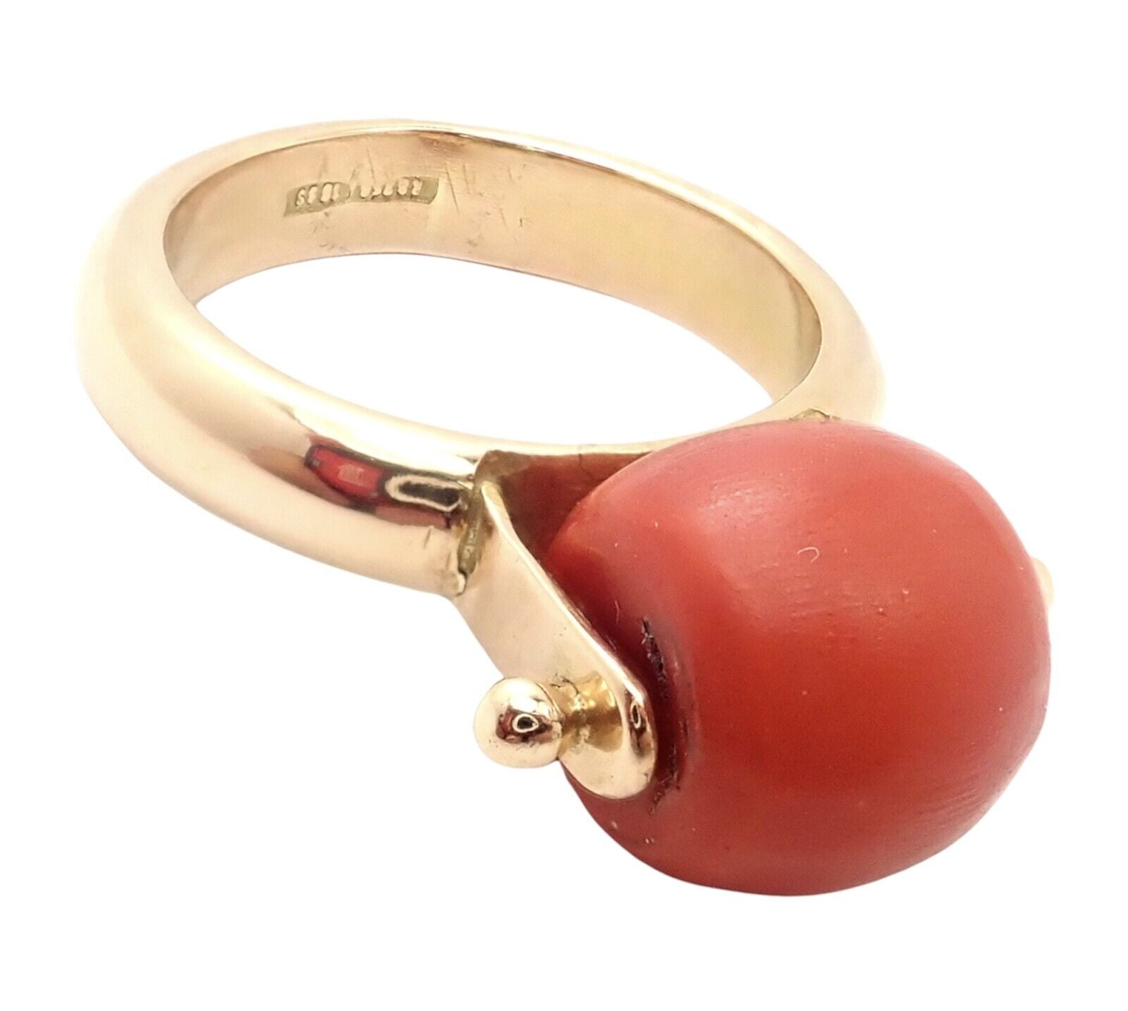 Rare! Vintage Estate 18k Yellow Gold Spinning Red Coral Ring | Fortrove