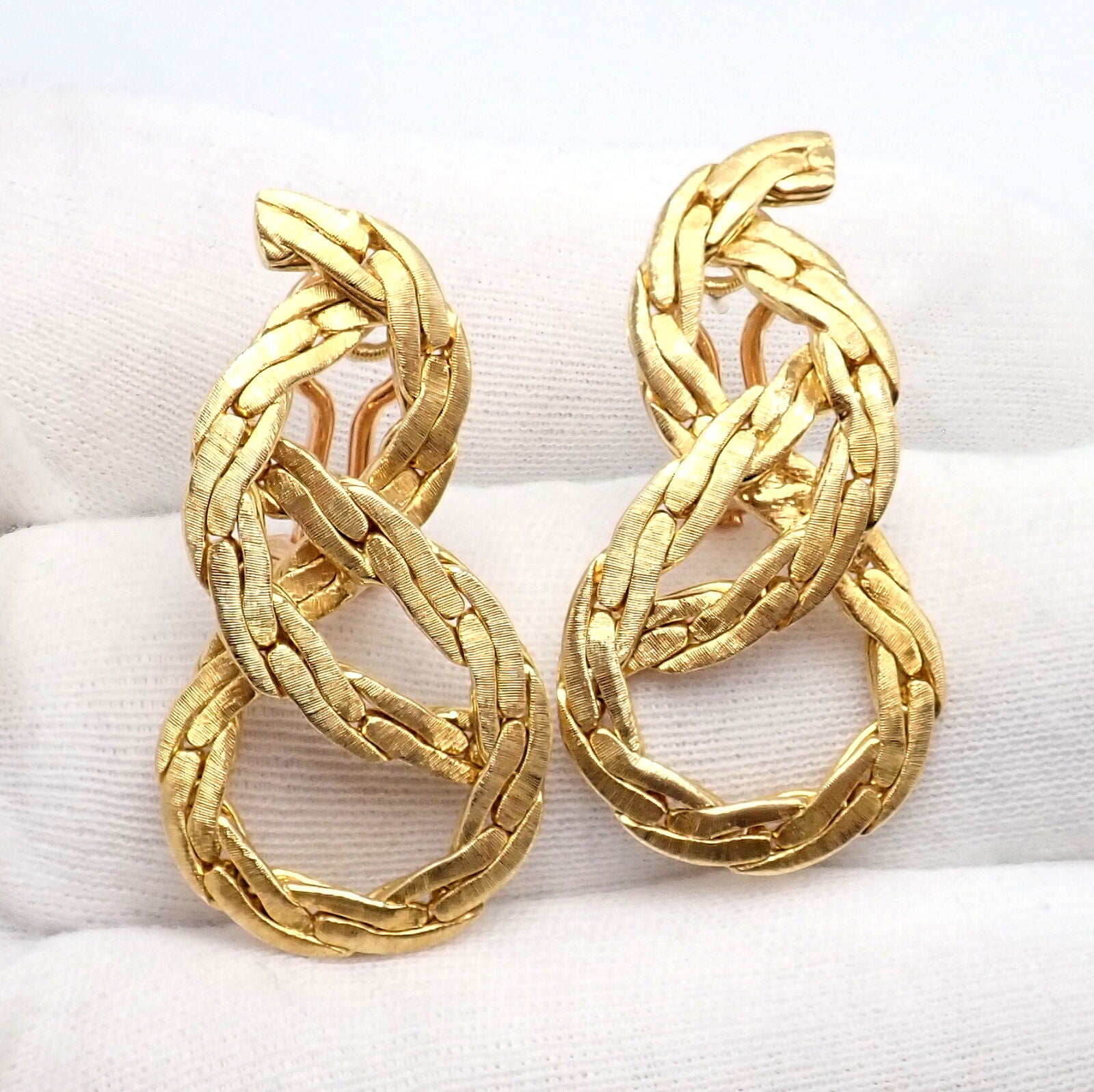 Authentic! Vintage Buccellati 18k Yellow Gold Knot Rope Coil Earrings | Fortrove