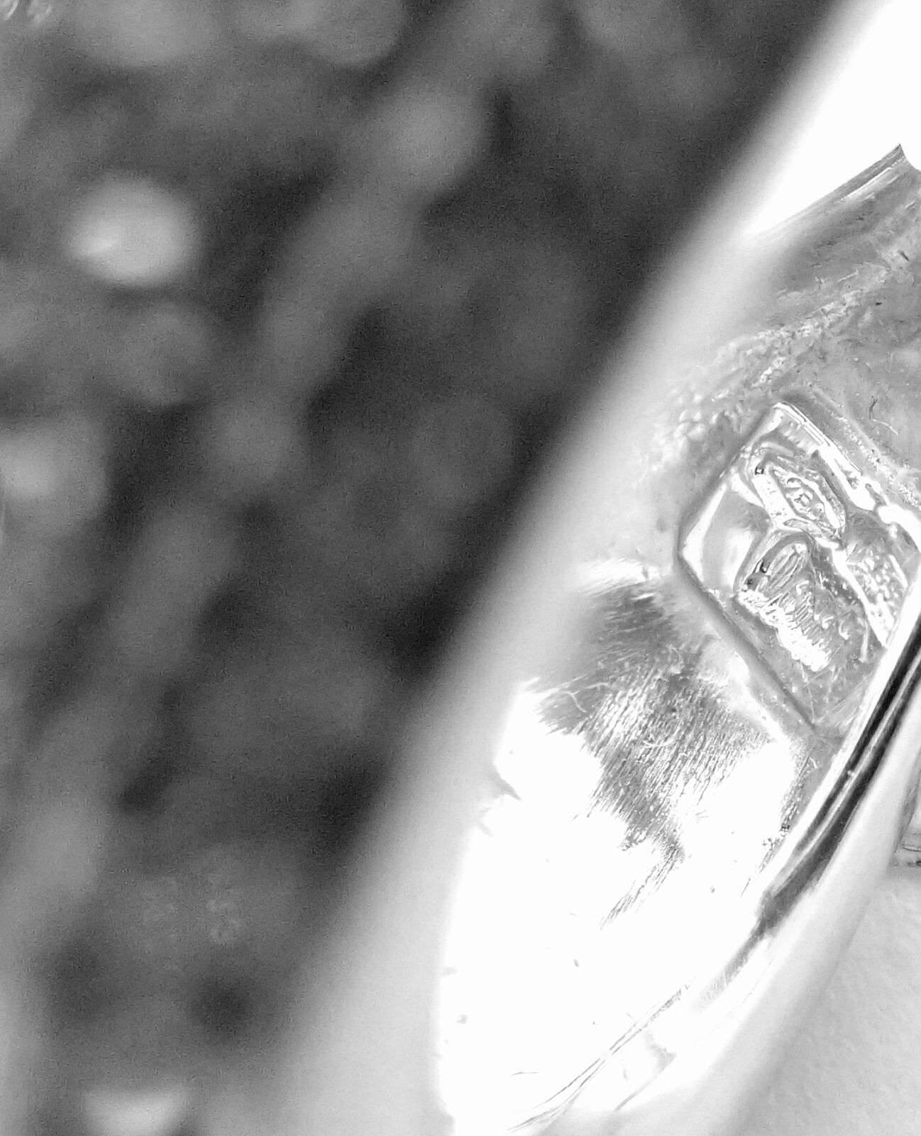 New Authentic Damiani Da Definire 18k White Gold 3.09ct Diamond Earrings $22,900 | Fortrove