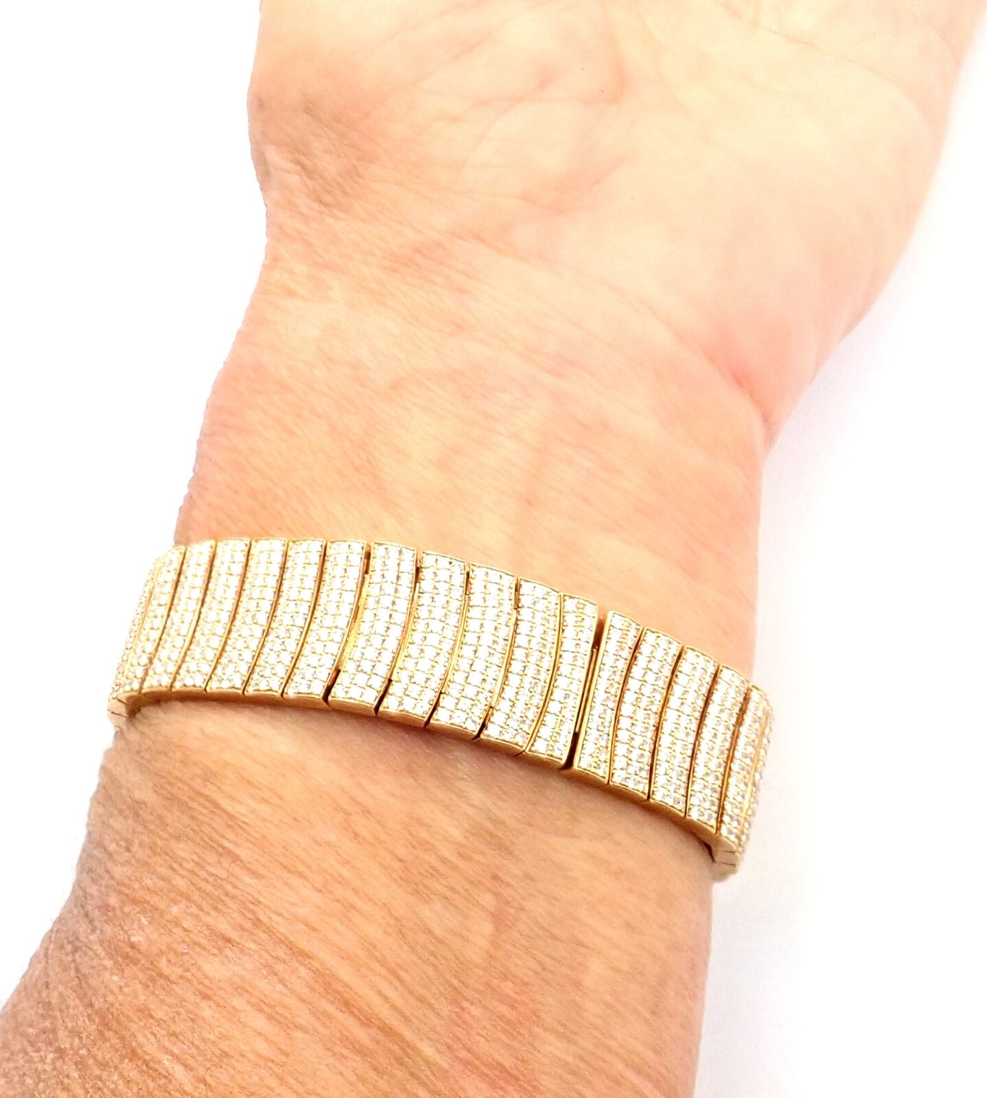 Authentic! Cartier Diabolo Pave 15ct Diamond 18k Yellow Gold Quartz Watch 1450 | Fortrove