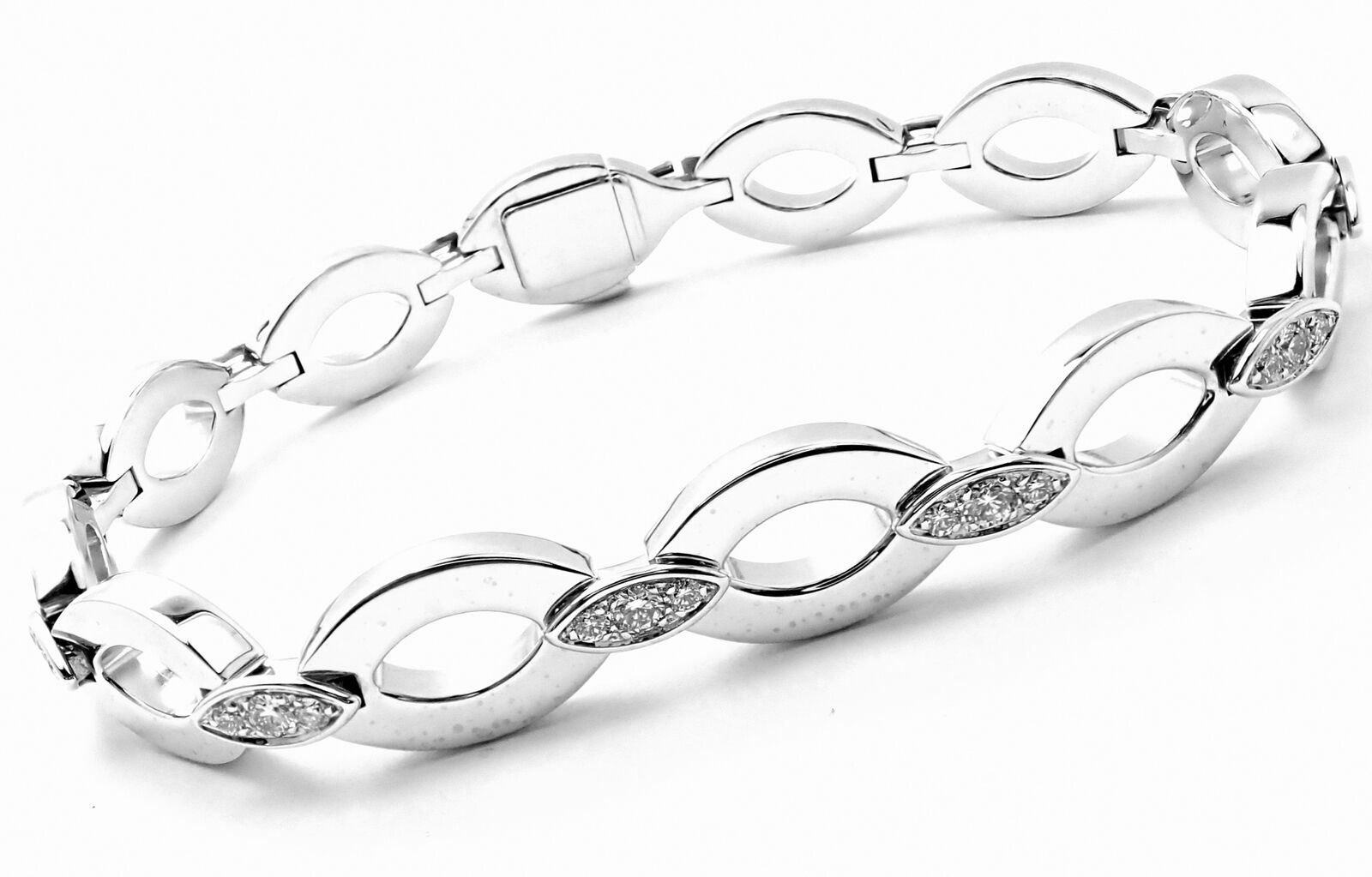 Rare! Authentic Cartier 18K White Gold Diamond Diadea Link Bracelet Certificate | Fortrove