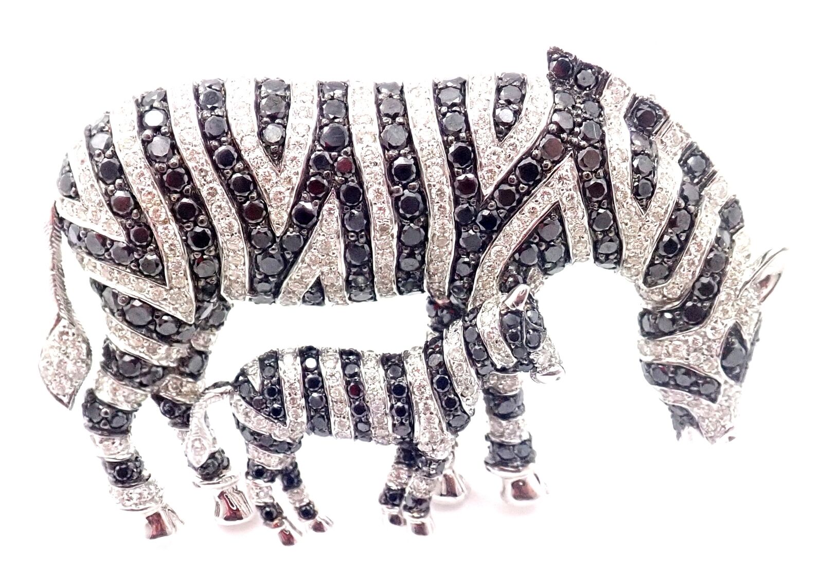 Authentic! Michele Della Valle 18k White Gold White & Black Diamond Zebra Brooch | Fortrove