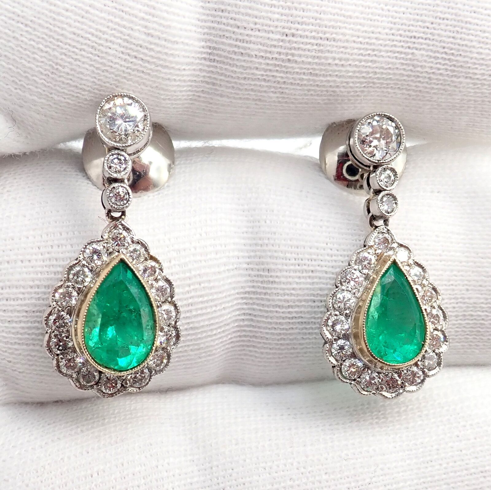 Vintage Estate Platinum Diamond Emerald Earrings Necklace Set | Fortrove