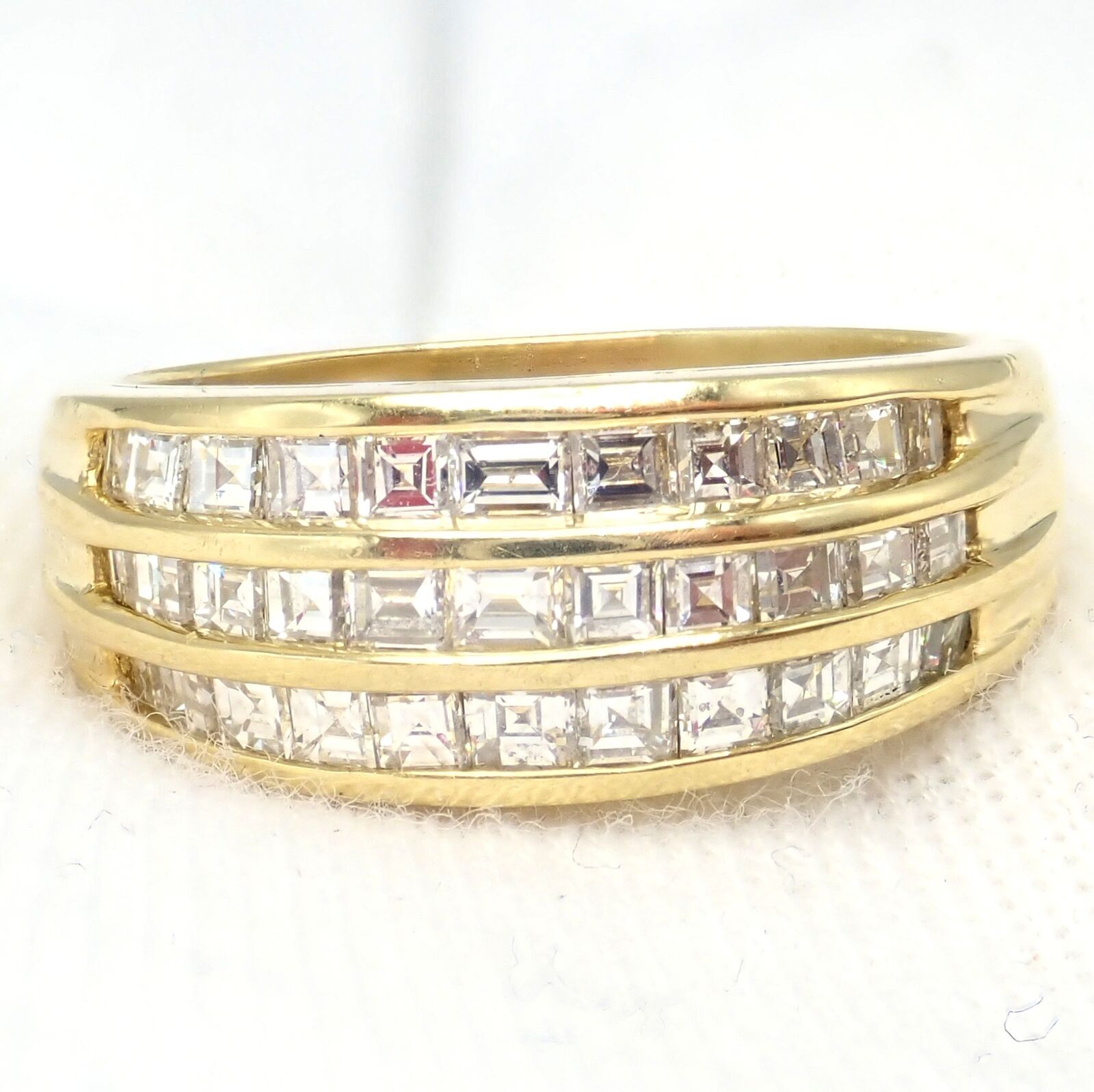 Authentic! Julius Cohen 18k Yellow Gold Diamond 1.30ct Band Ring | Fortrove