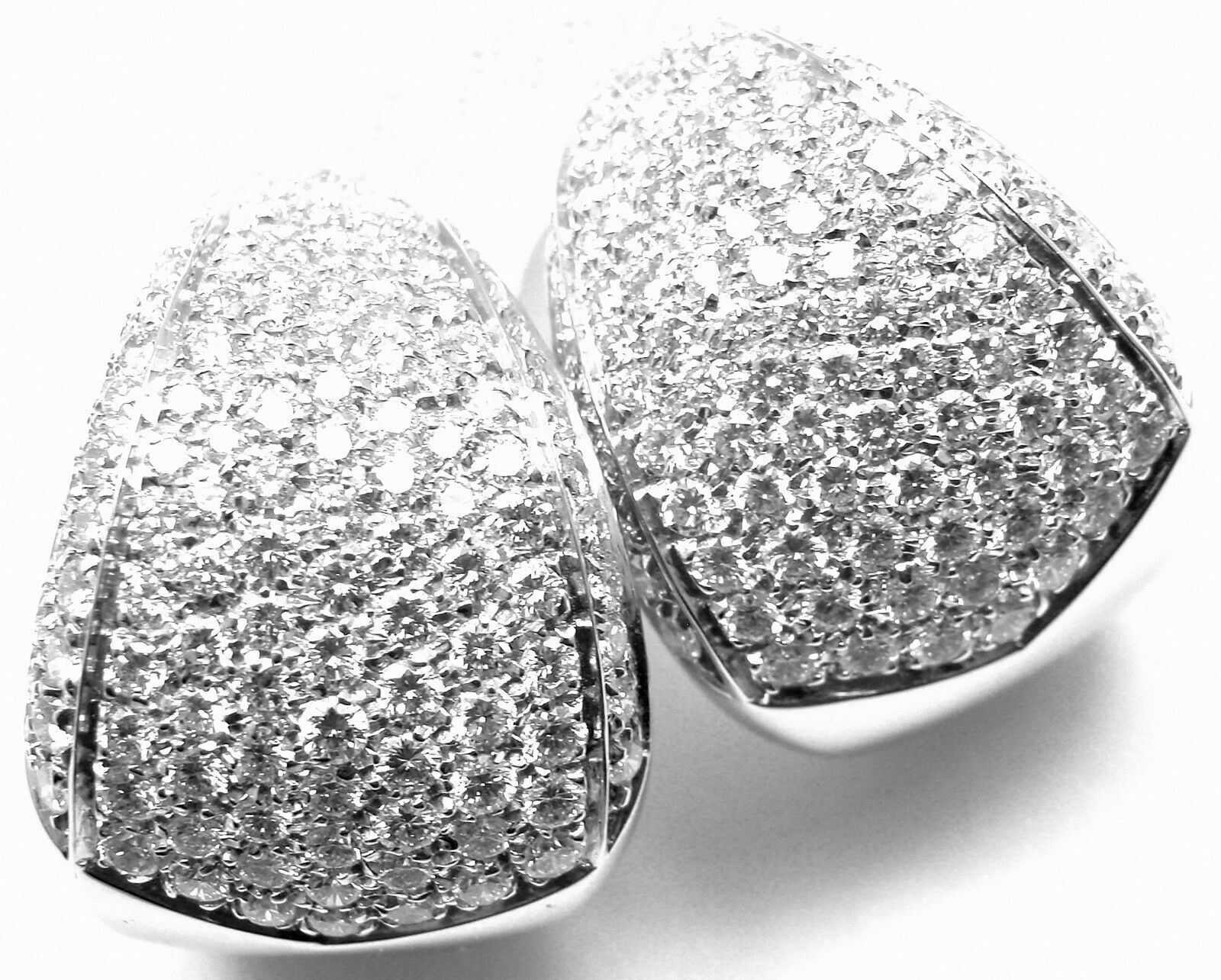 New Authentic Damiani Da Definire 18k White Gold 3.09ct Diamond Earrings $22,900 | Fortrove