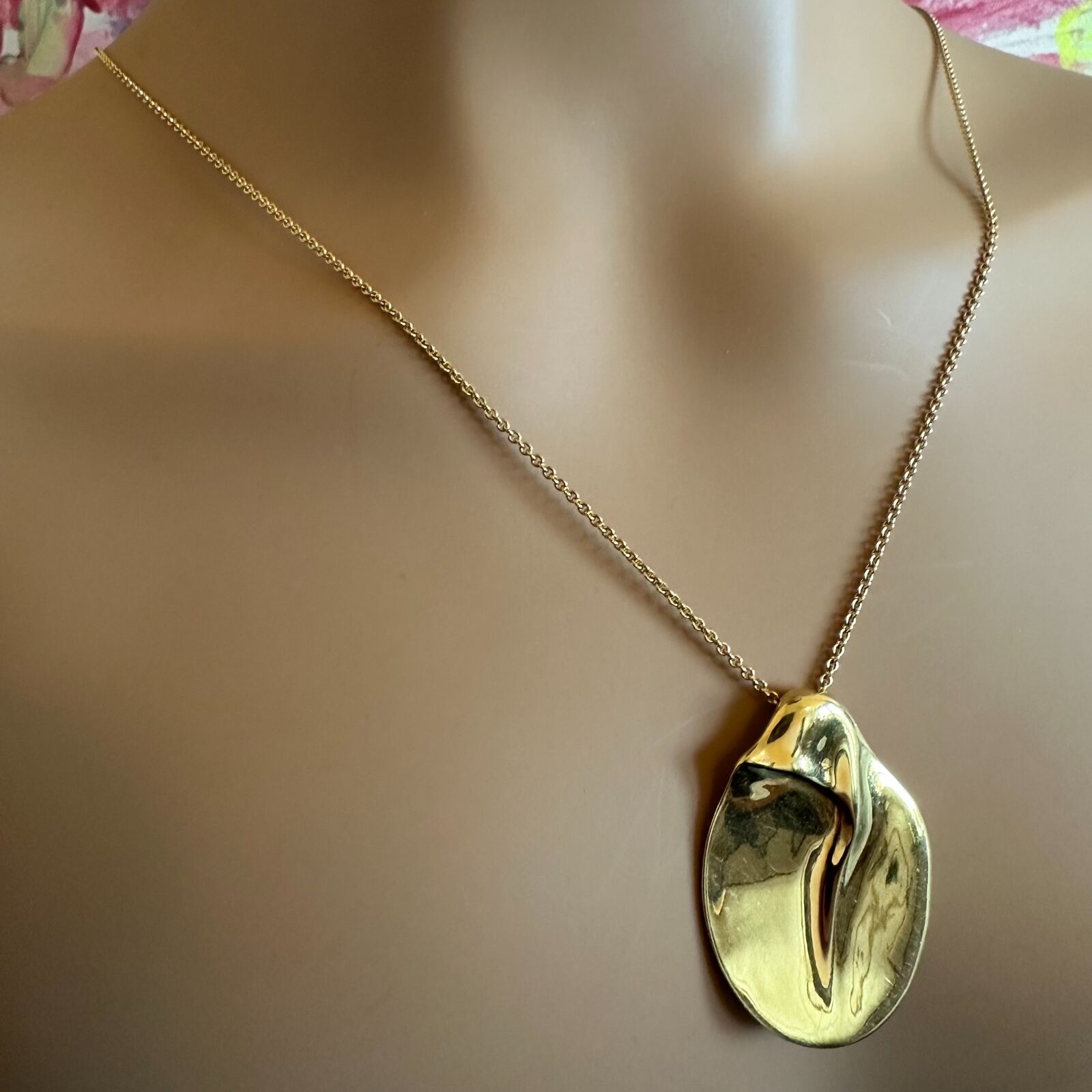 Tiffany & Co Peretti 18k Yellow Gold Madonna Pendant Extra Large Necklace 30" | Fortrove