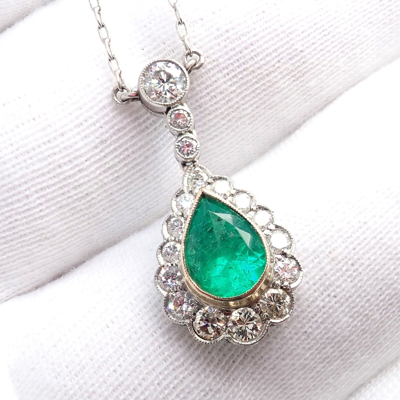 Vintage Estate Platinum Diamond Emerald Earrings Necklace Set | Fortrove