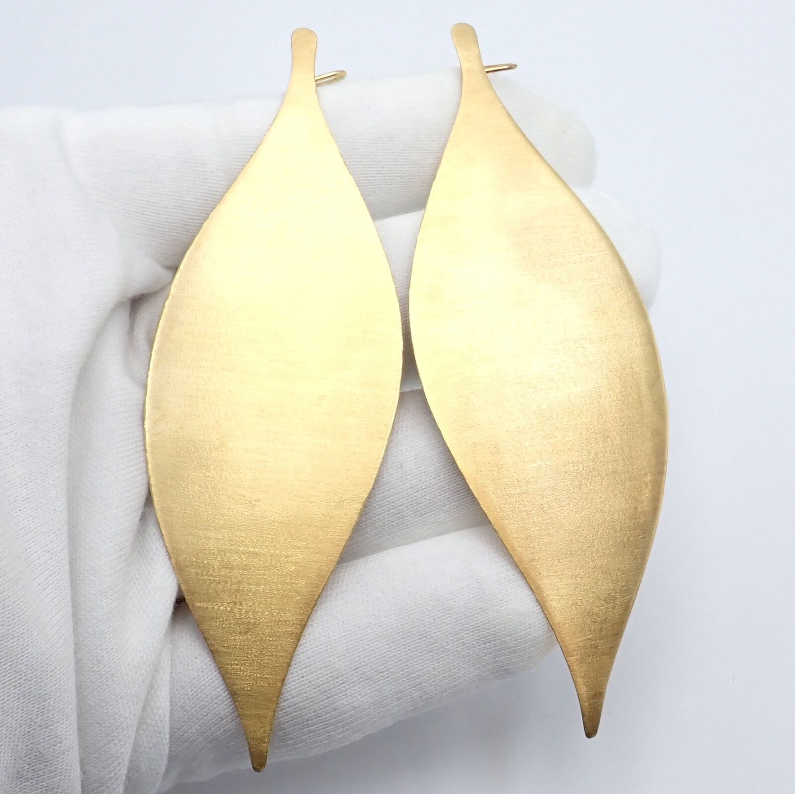 Rare Authentic H. Stern 18k Yellow Gold Large Giant Leaf Dangle Earrings | Fortrove