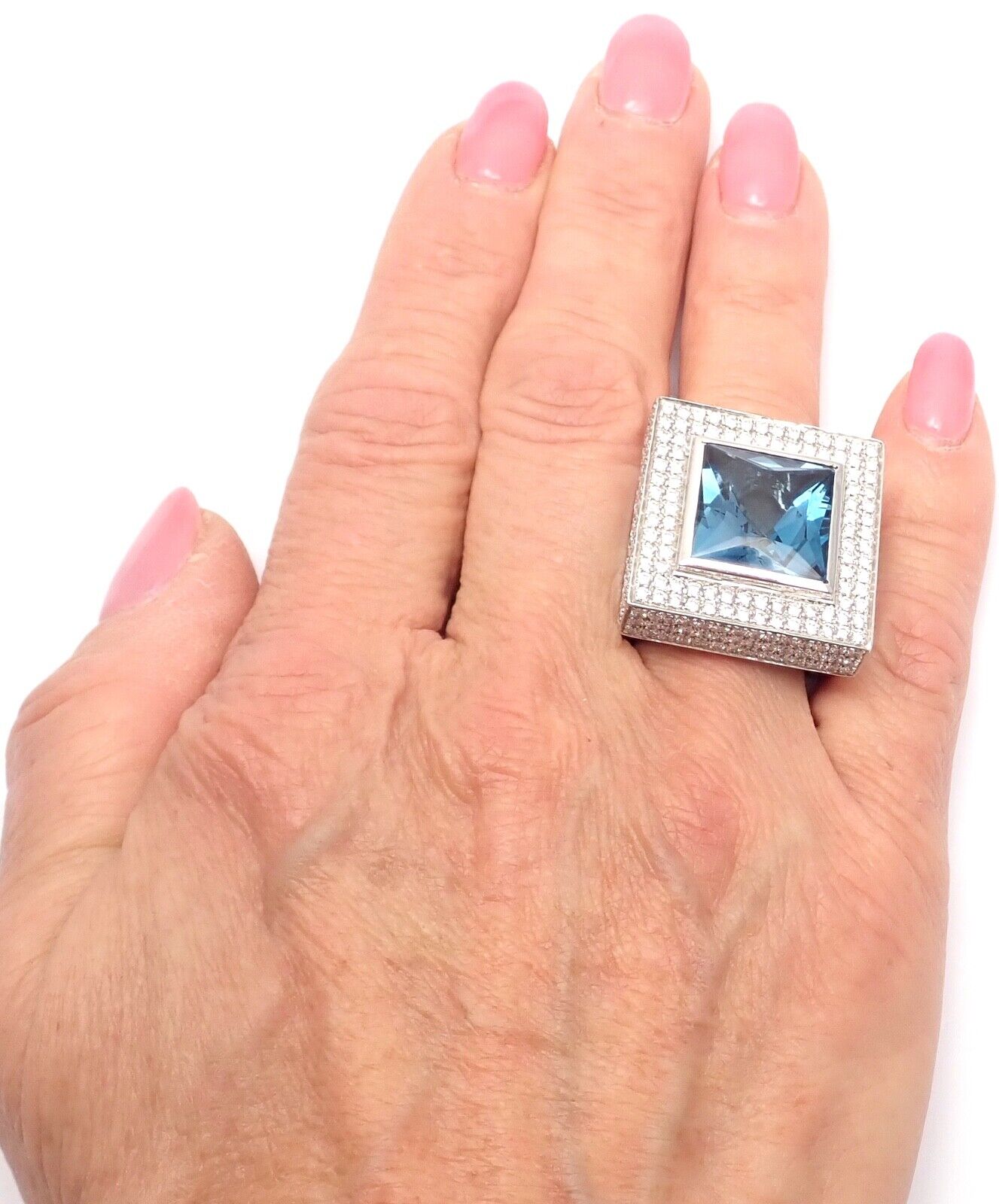 Authentic! Pasquale Bruni 18k White Gold Diamond London Blue Topaz Large Ring | Fortrove