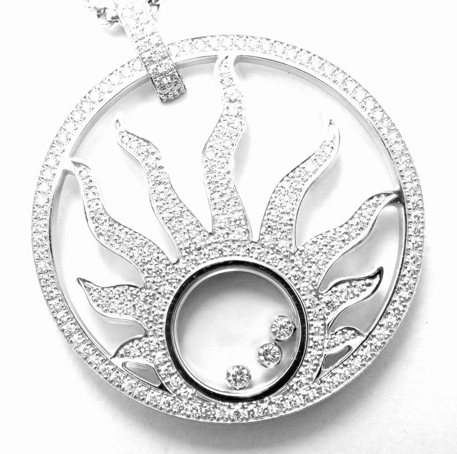 Authentic! Chopard Happy Diamond Sun 18K White Gold Pendant Necklace | Fortrove