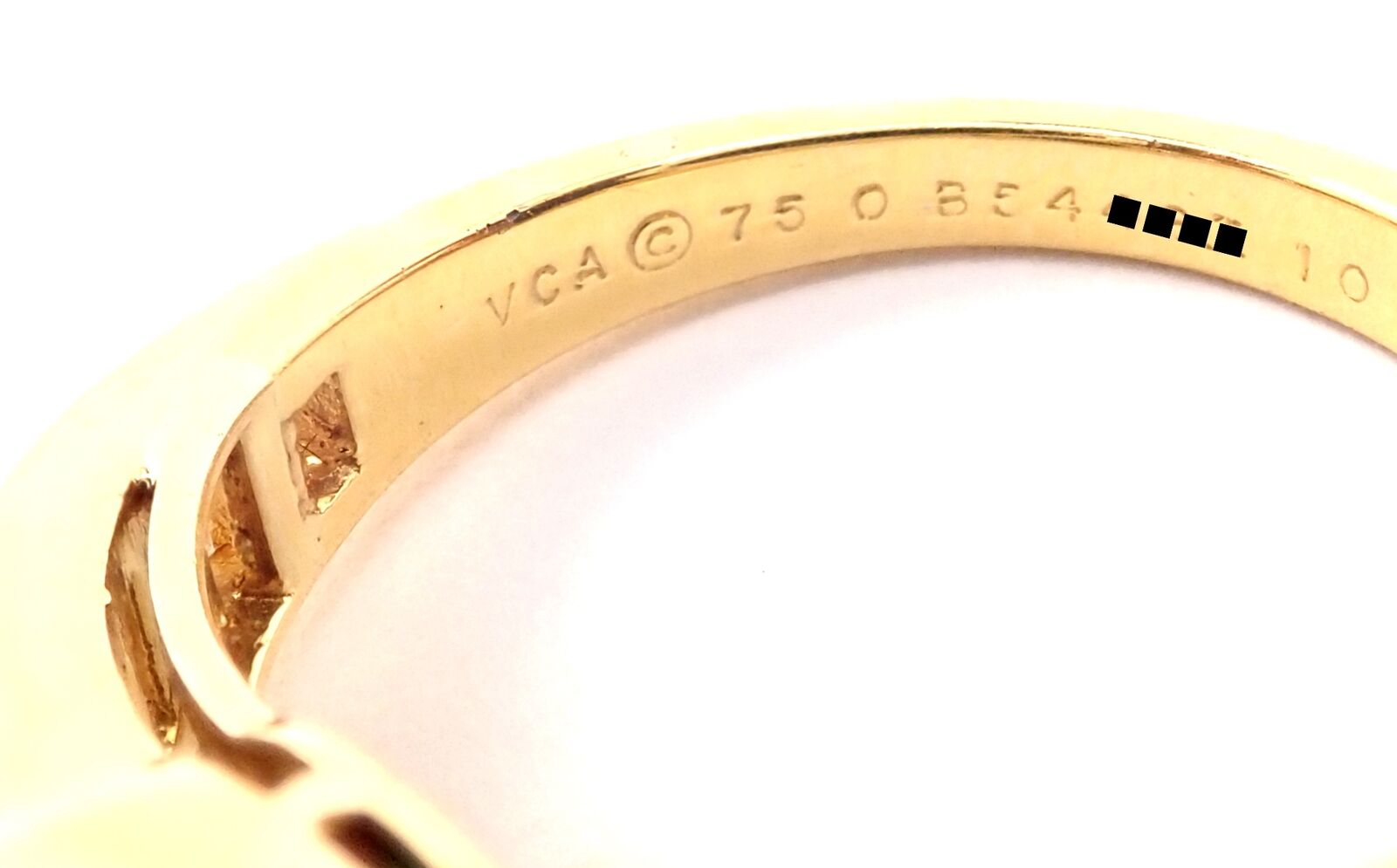 Authentic Van Cleef & Arpels 18k Gold Diamond Emerald Yellow Sapphire Ring Paper | Fortrove