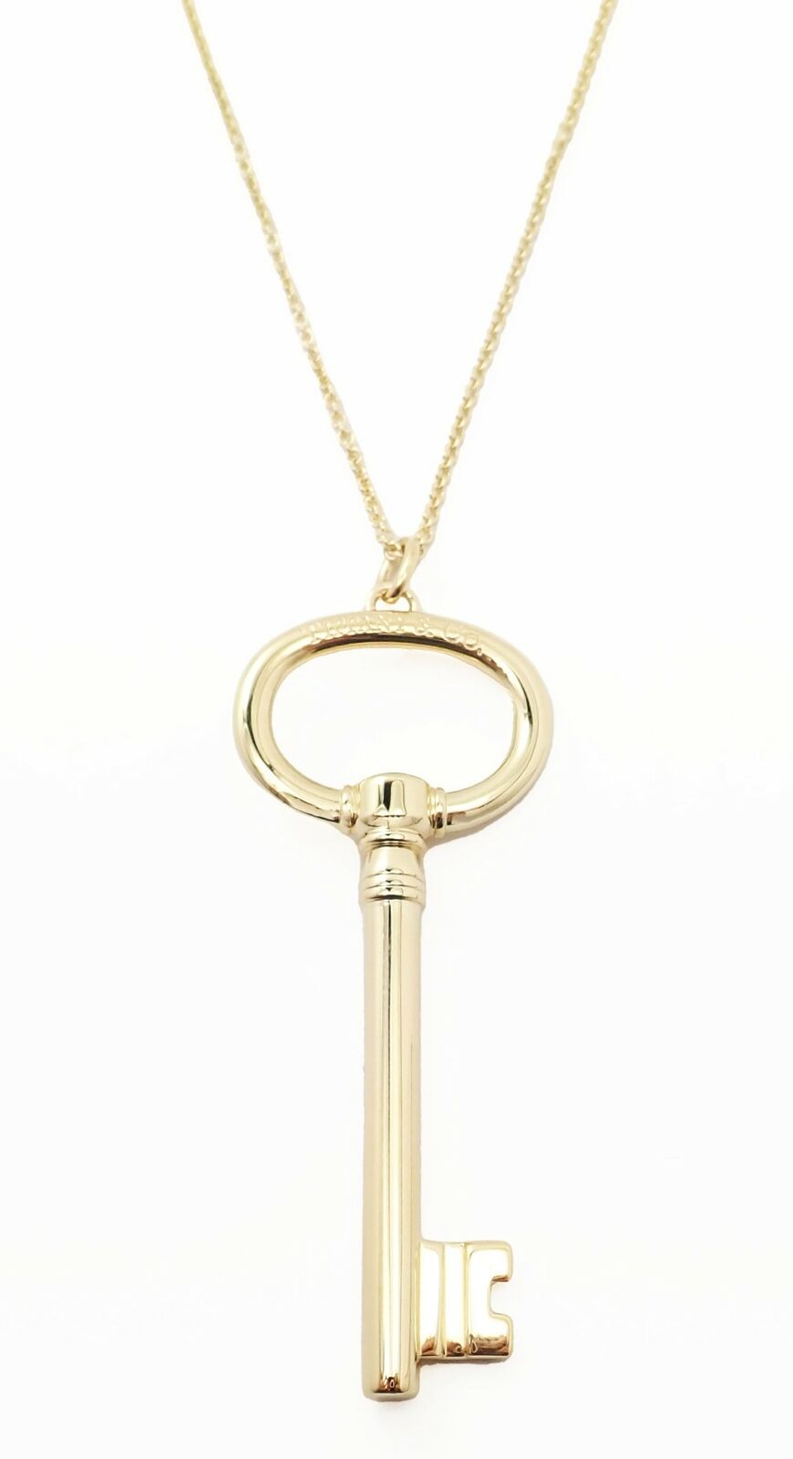 Authentic! Tiffany Co 18k Yellow Gold Oval Key Pendant Necklace