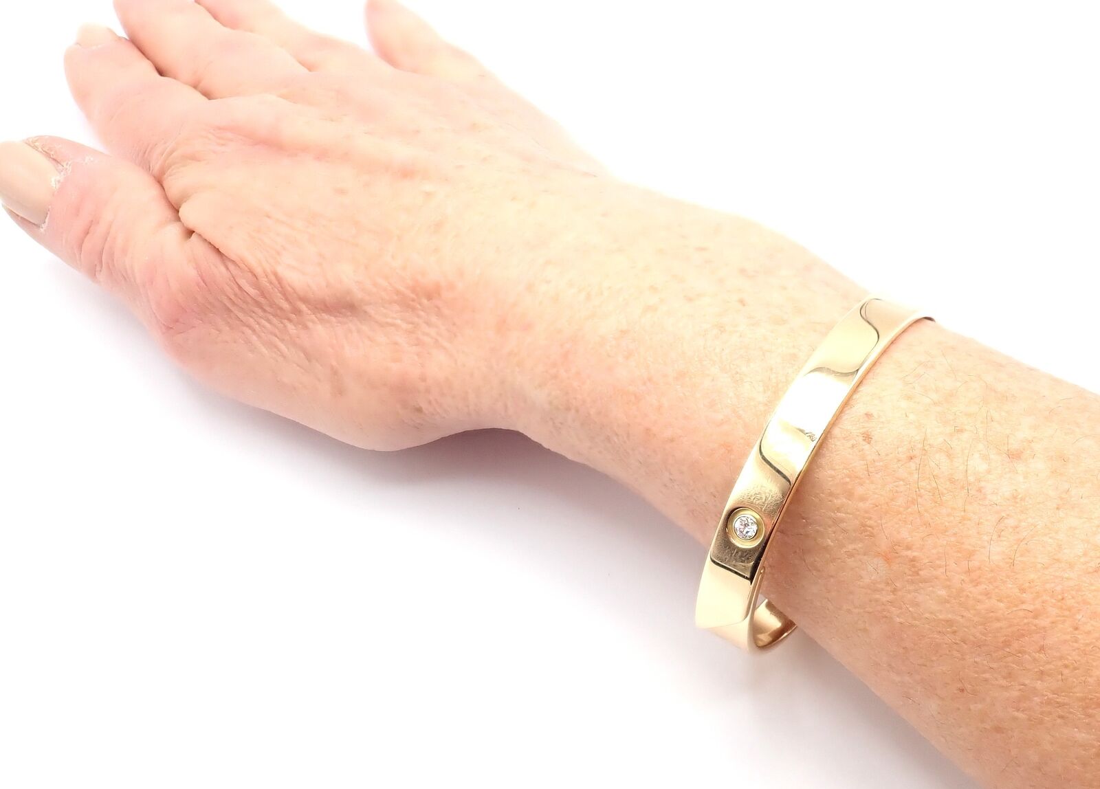 Authentic! Cartier 18k Yellow Gold Diamond Anniversary Bangle Bracelet Size 17 | Fortrove