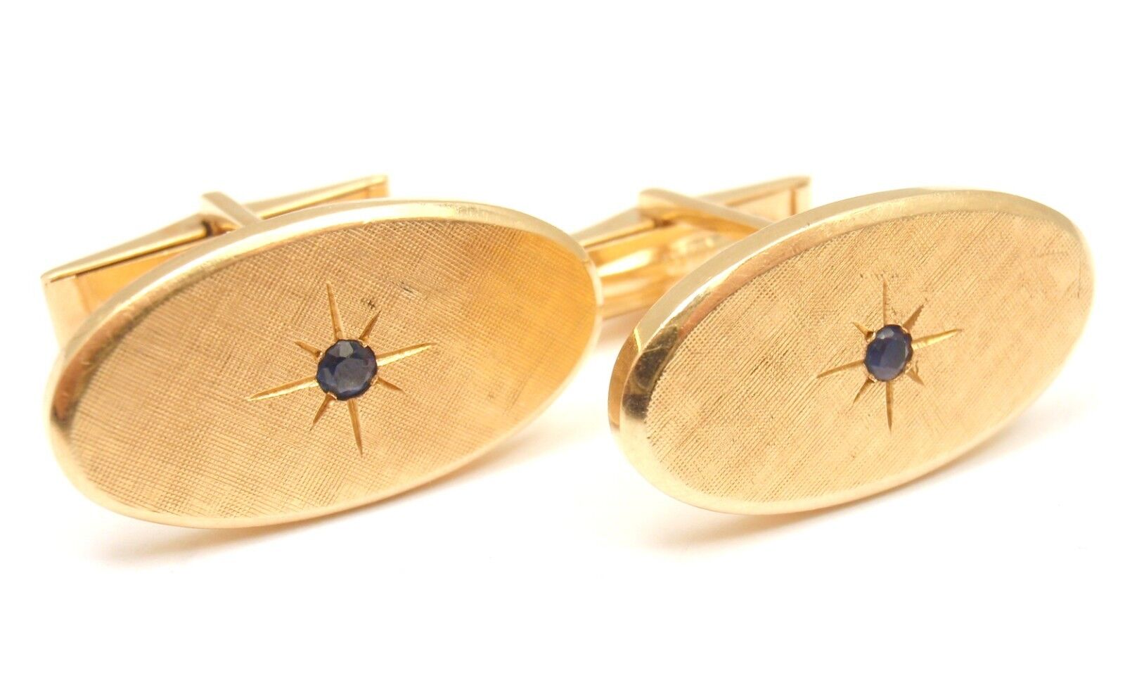 RARE TIFFANY AND CO. 14k YELLOW GOLD TEXTURED SAPPHIRE MENS CUFFLINKS | Fortrove
