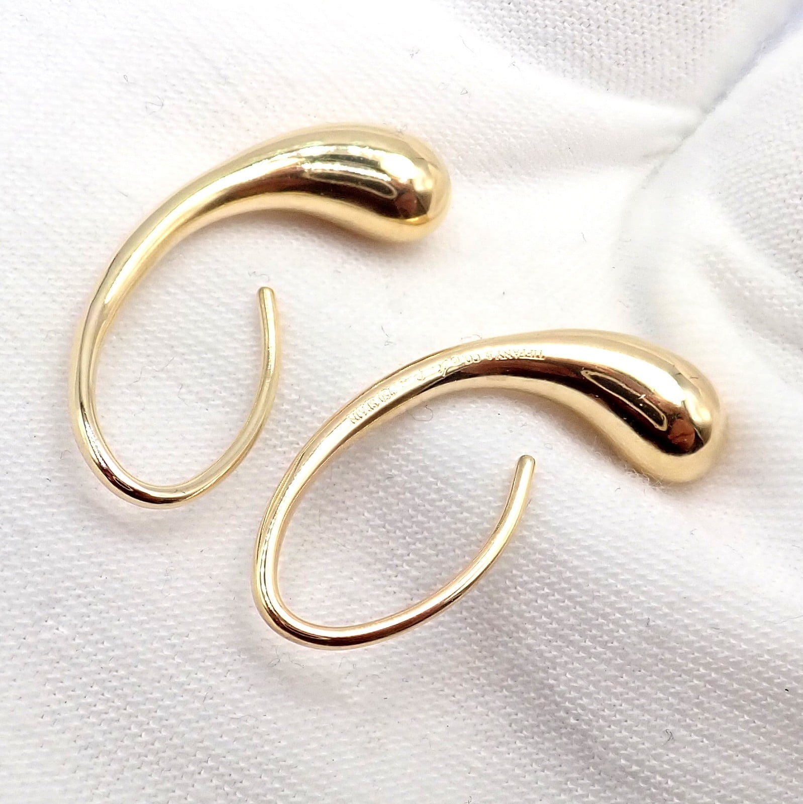 Tiffany & Co. Jewelry & Watches:Fine Jewelry:Earrings Vintage! Tiffany & Co Peretti 18k Yellow Gold Teardrop Hoop Earrings