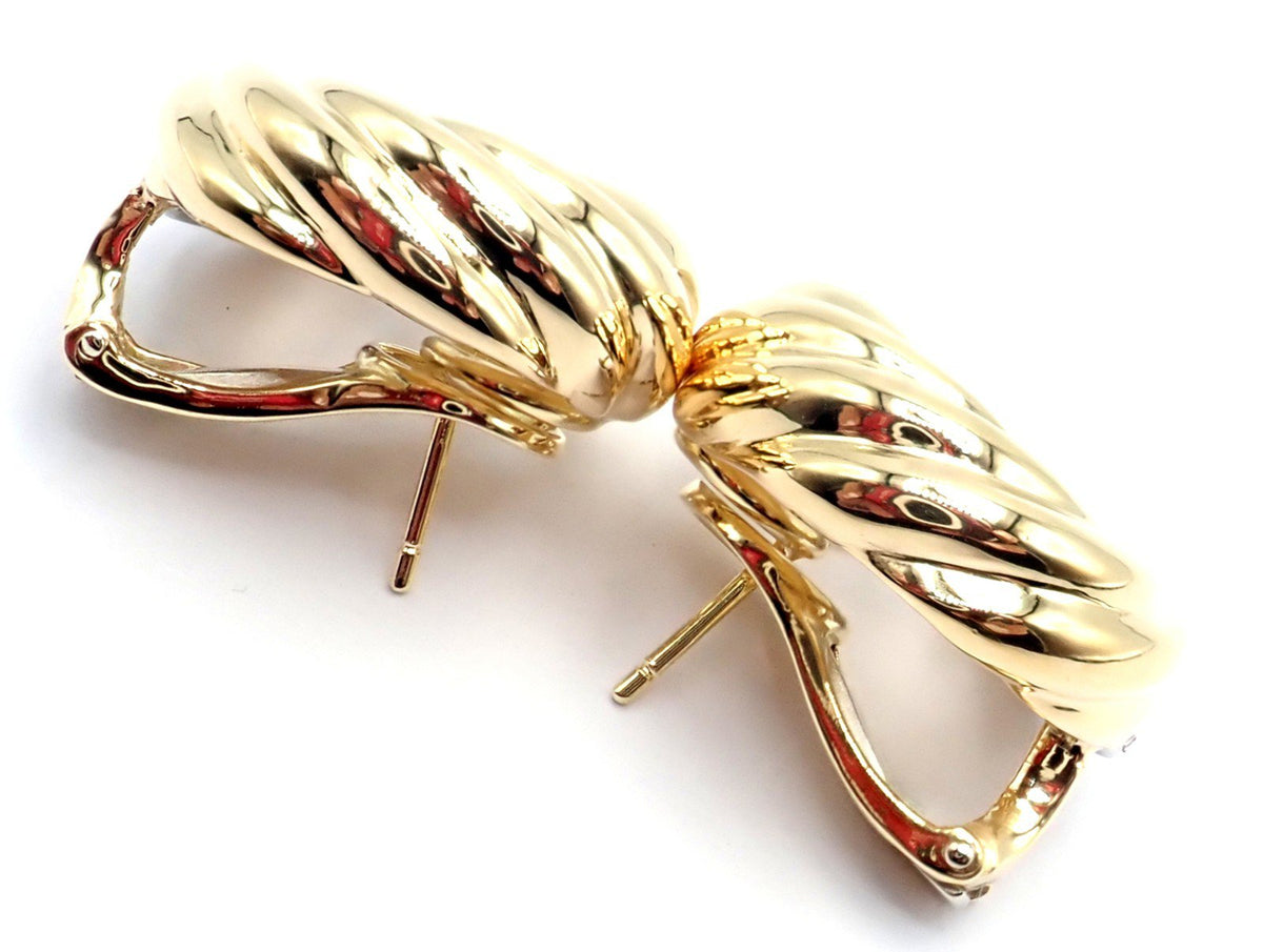 Verdura Jewelry & Watches:Fine Jewelry:Earrings Authentic! Verdura 18k Yellow Gold Diamond Swirl Earrings