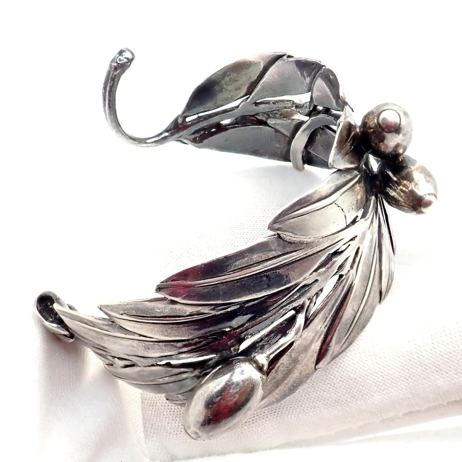Rare! Vintage Mario Buccellati Silver Olive Leaf Branch Cuff Bracelet | Fortrove