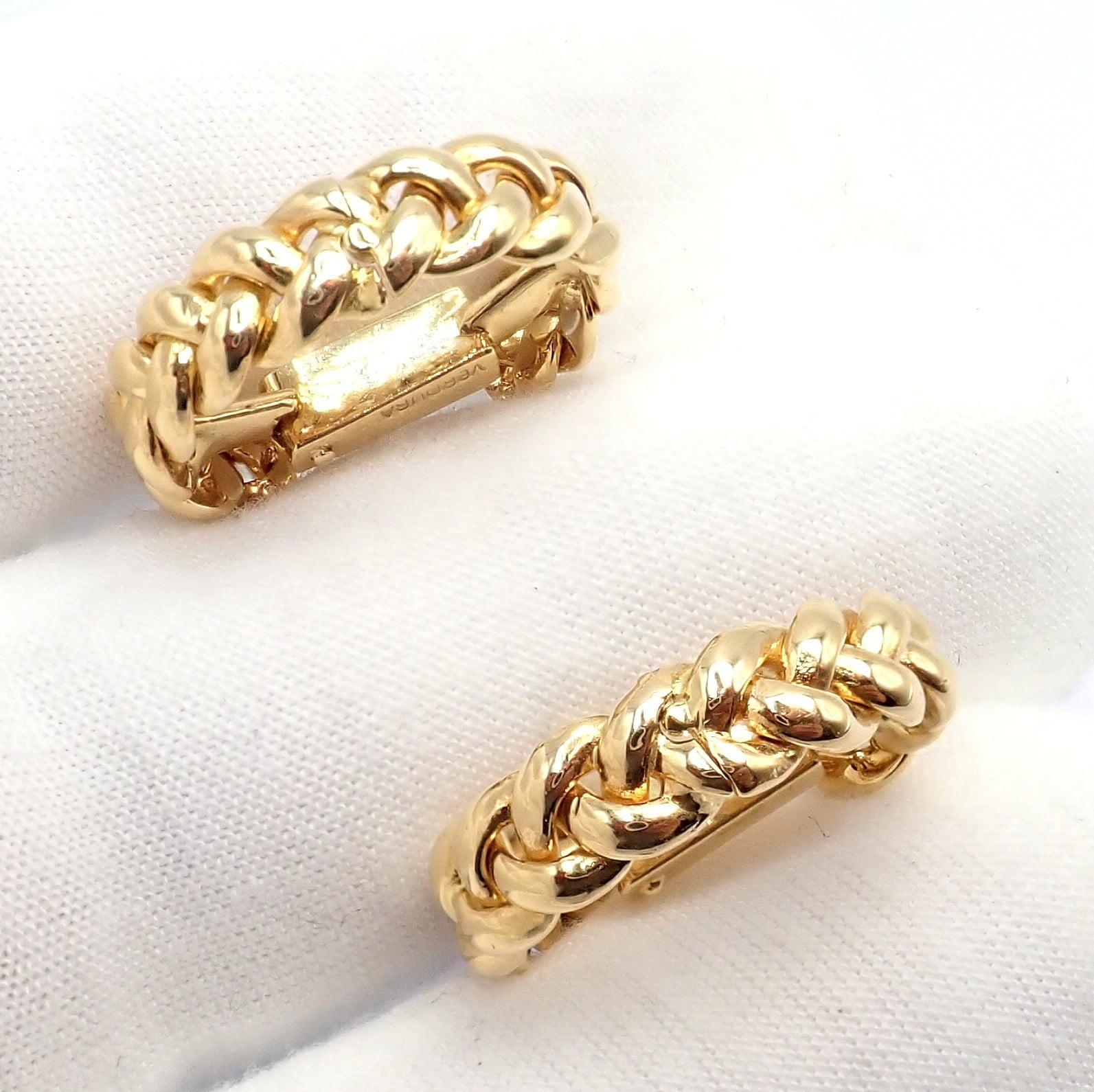 Authentic! Verdura 18k Yellow Gold Classic Rope Stirrup Cufflinks | Fortrove