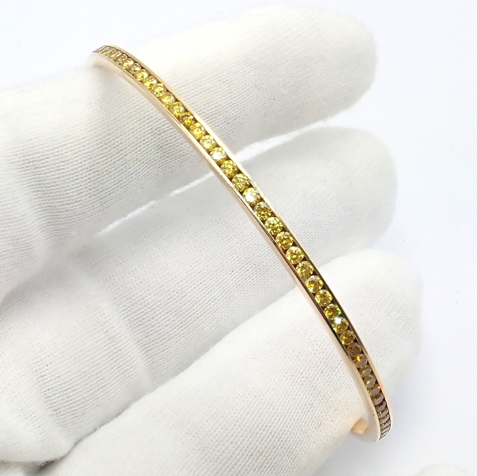 Authentic! Jacob & Co 18k Yellow Gold Full 3.5ctw Diamond Bangle Bracelet | Fortrove