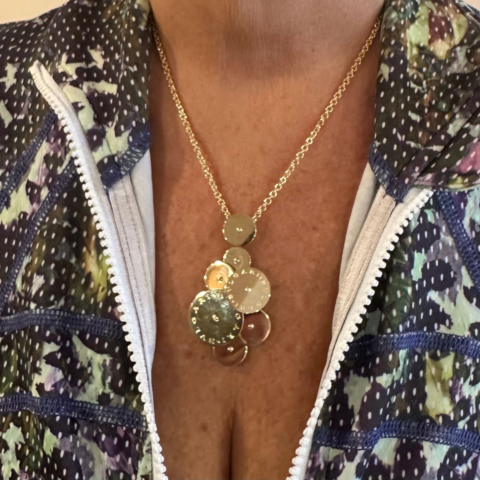 Authentic! Bulgari Bvlgari Cicladi 18k Yellow Gold Large Pendant Link Necklace | Fortrove