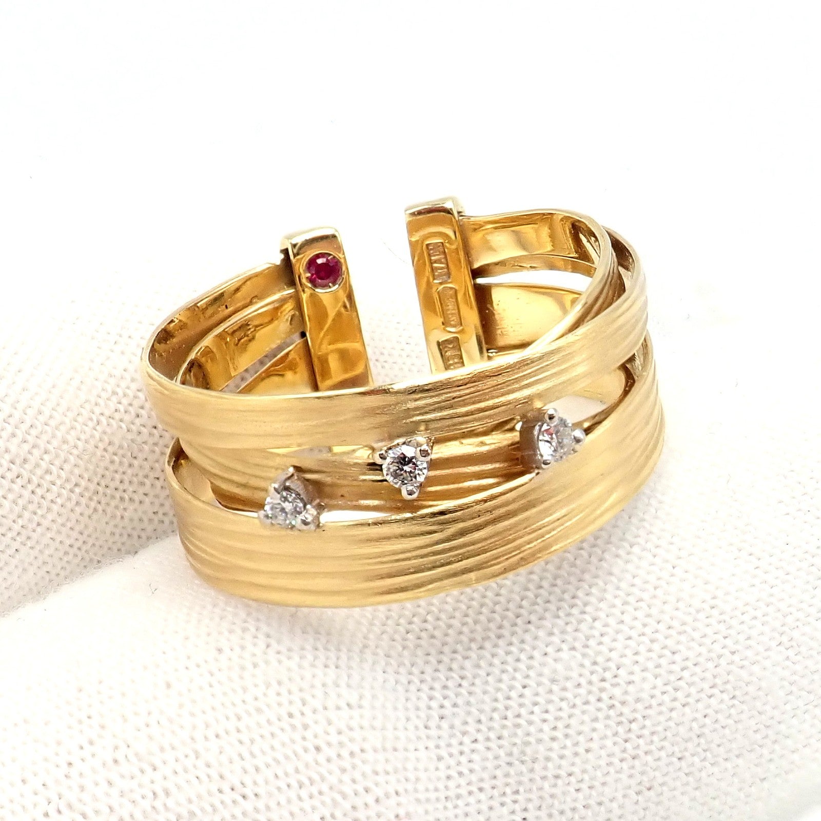 Authentic! Roberto Coin 18k Yellow Gold Diamond Silk Weave Ring sz 7 | Fortrove
