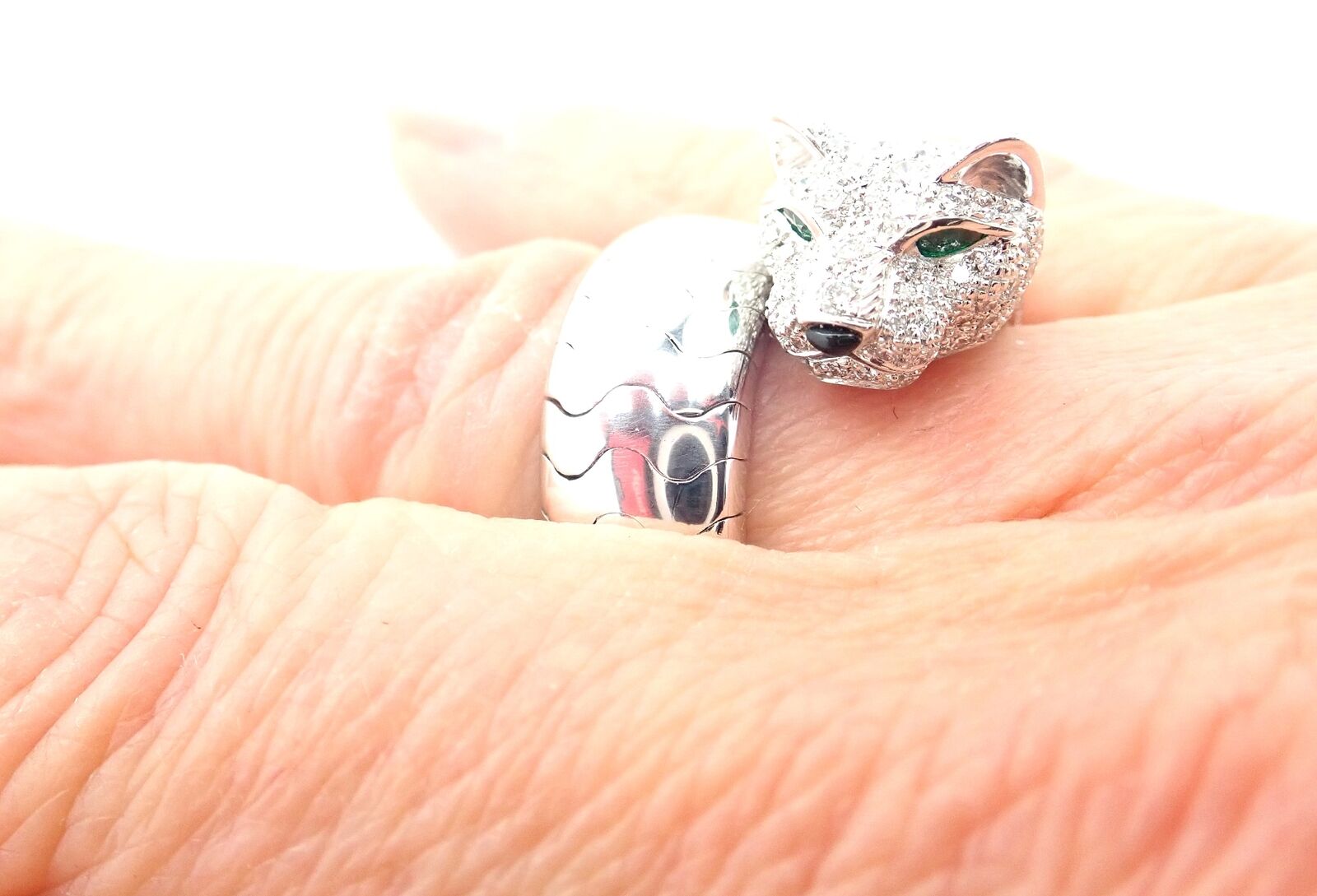 Authentic! Cartier Panther 18k White Gold Diamond Emerald Onyx Band Ring Cert. | Fortrove