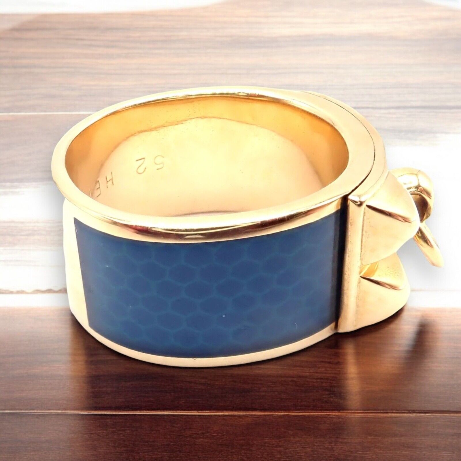 Authentic! Hermes Collier de Chien 18K Yellow Gold Blue Enamel Band Ring Size 6 | Fortrove