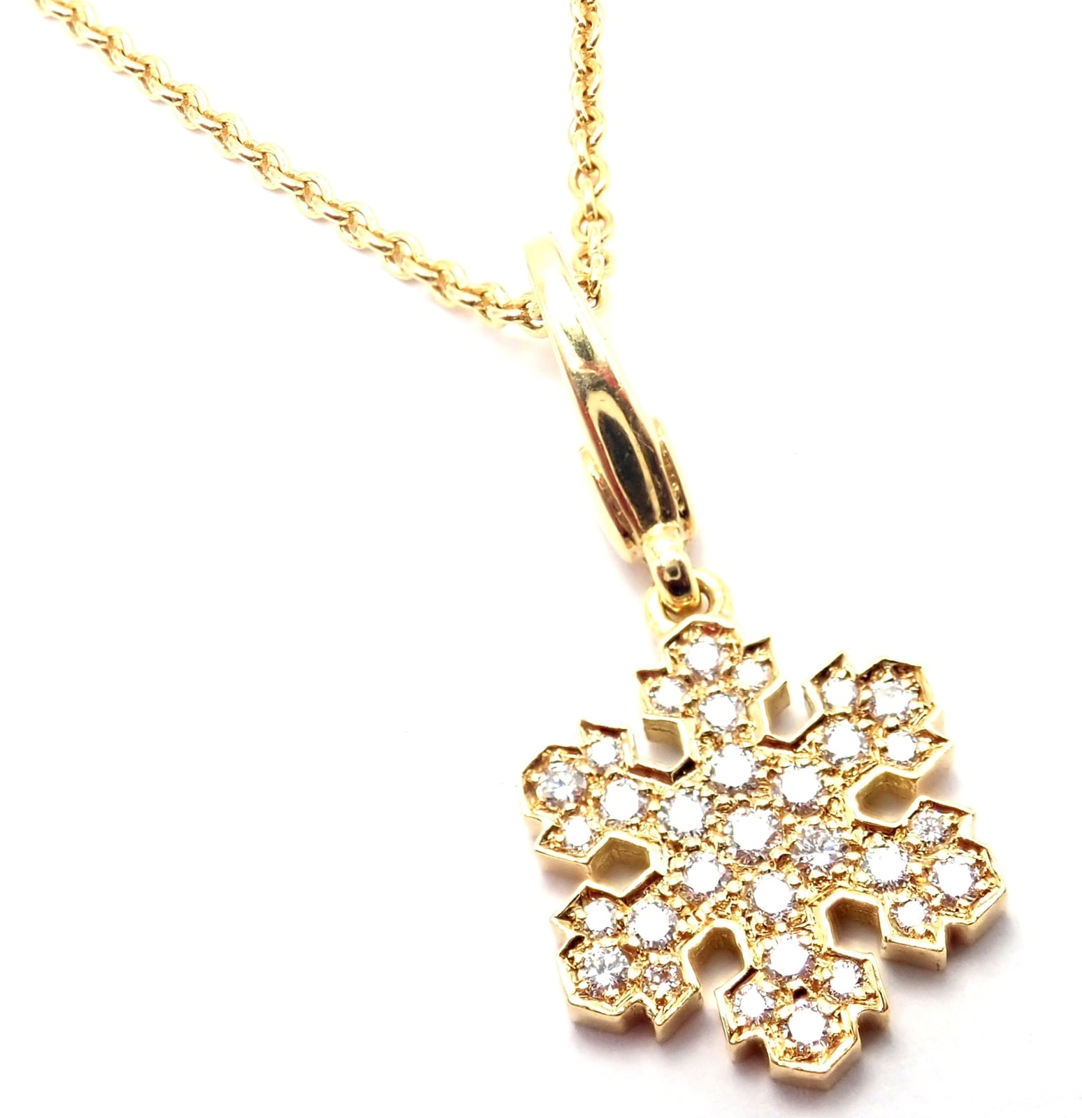 Bvlgari Jewelry & Watches:Fine Jewelry:Necklaces & Pendants Bulgari Bvlgari Fiocco De Neve Snowflake 18k Gold Diamond Pendant Necklace Paper