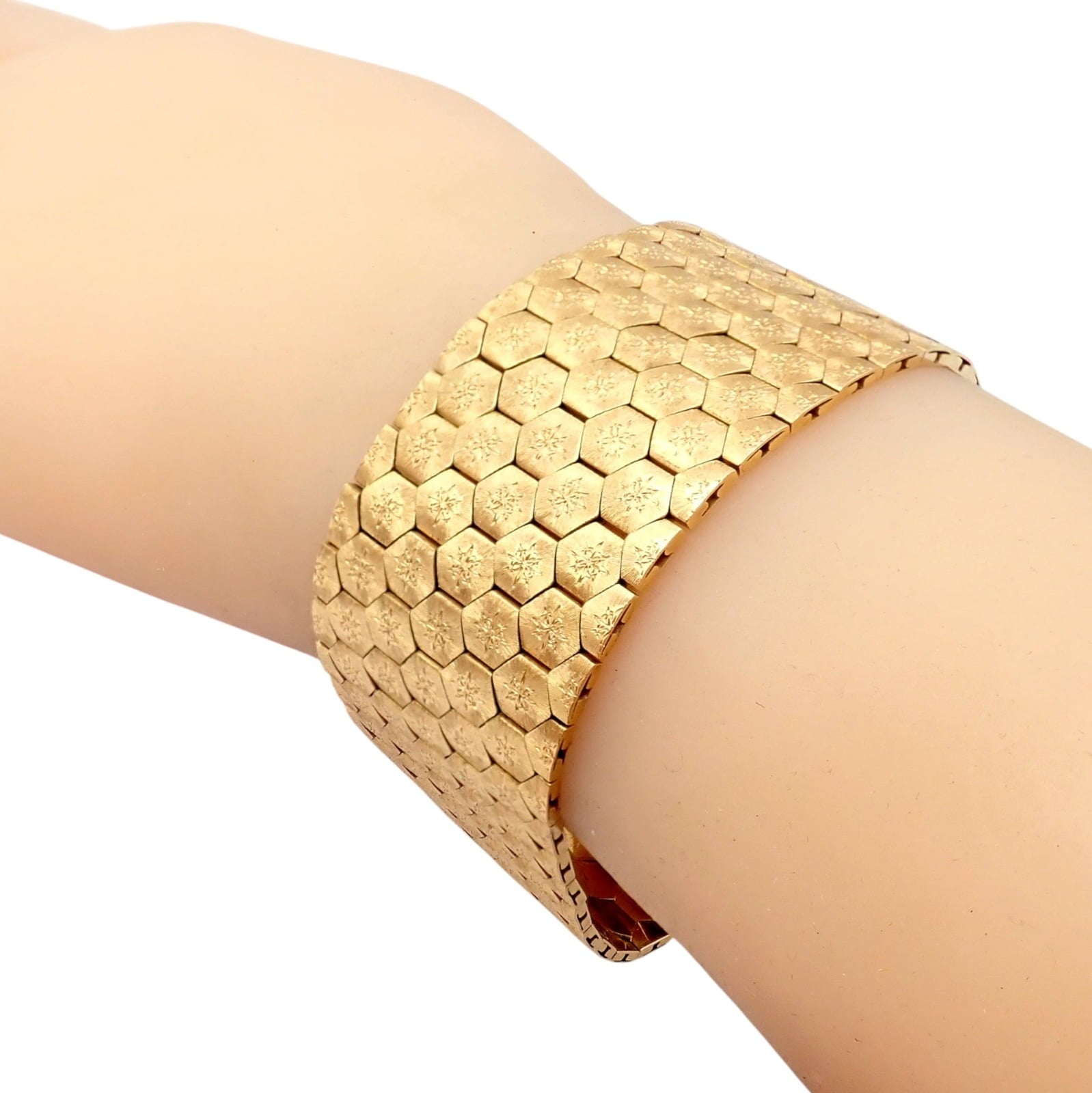 Buccellati Jewelry & Watches:Fine Jewelry:Bracelets & Charms Authentic! Vintage Mario Buccellati 18k Yellow Gold Honeycomb Hexagon Bracelet