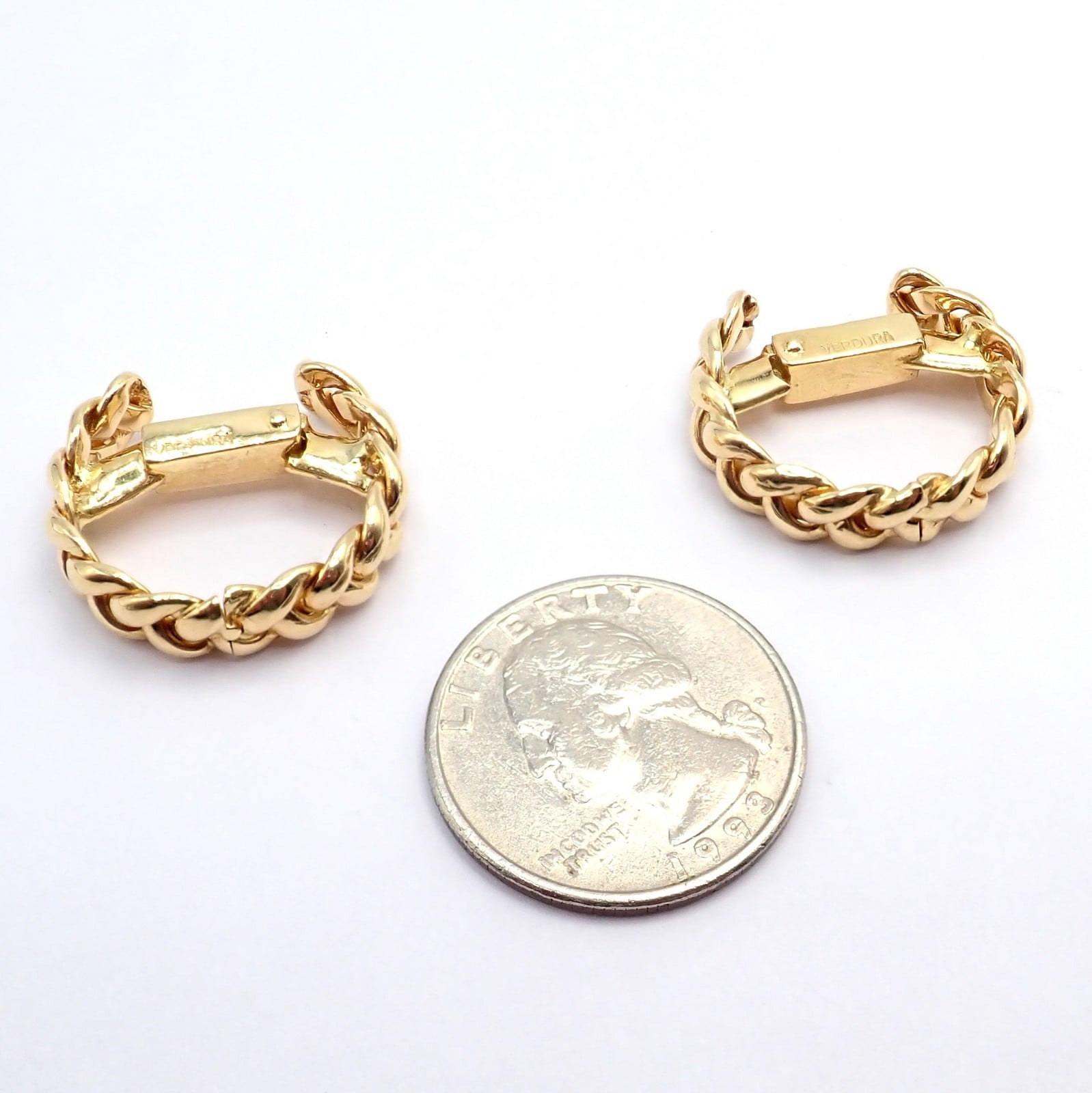 Authentic! Verdura 18k Yellow Gold Classic Rope Stirrup Cufflinks | Fortrove
