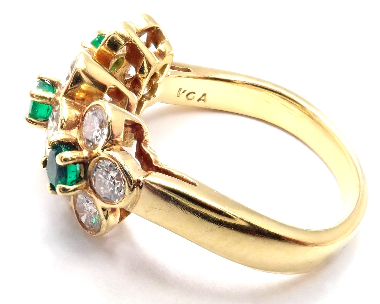 Authentic! Van Cleef & Arpels 18k Yellow Gold Emerald Diamond Fleurette Ring | Fortrove