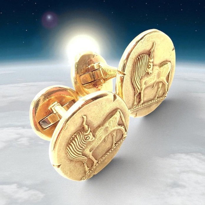 Vintage! Van Cleef & Arpels G. L'Enfant 18k Yellow Gold Zodiac Taurus Cufflinks | Fortrove