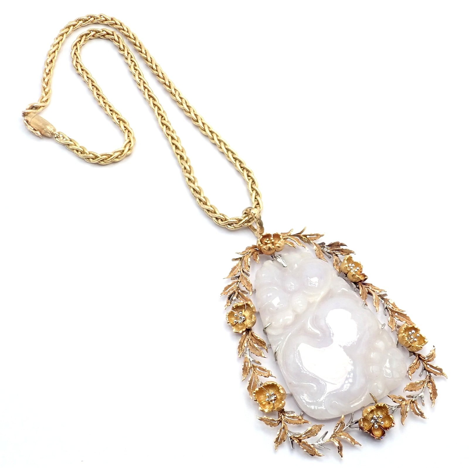 Authentic! Vintage Buccellati 18k Yellow Gold Lavender Jade Pendant Necklace | Fortrove