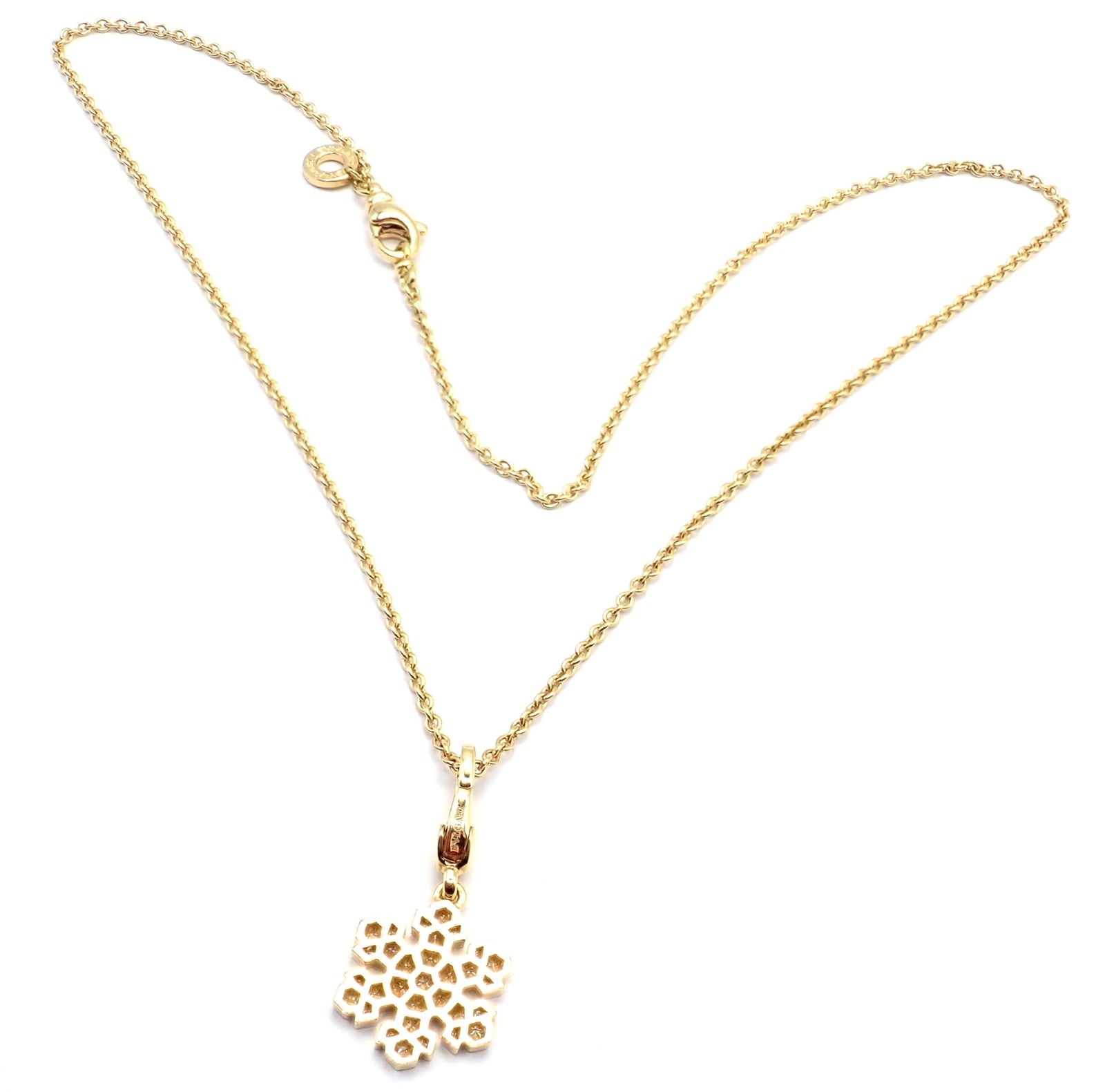 Bvlgari Jewelry & Watches:Fine Jewelry:Necklaces & Pendants Bulgari Bvlgari Fiocco De Neve Snowflake 18k Gold Diamond Pendant Necklace Paper