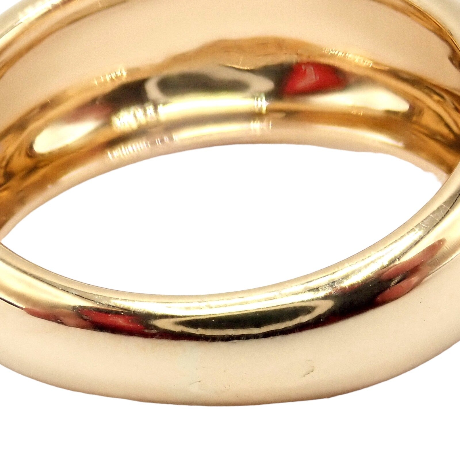 Rare! Authentic Van Cleef & Arpels 18k Yellow Gold Coral Heart Ring sz 4.5 | Fortrove