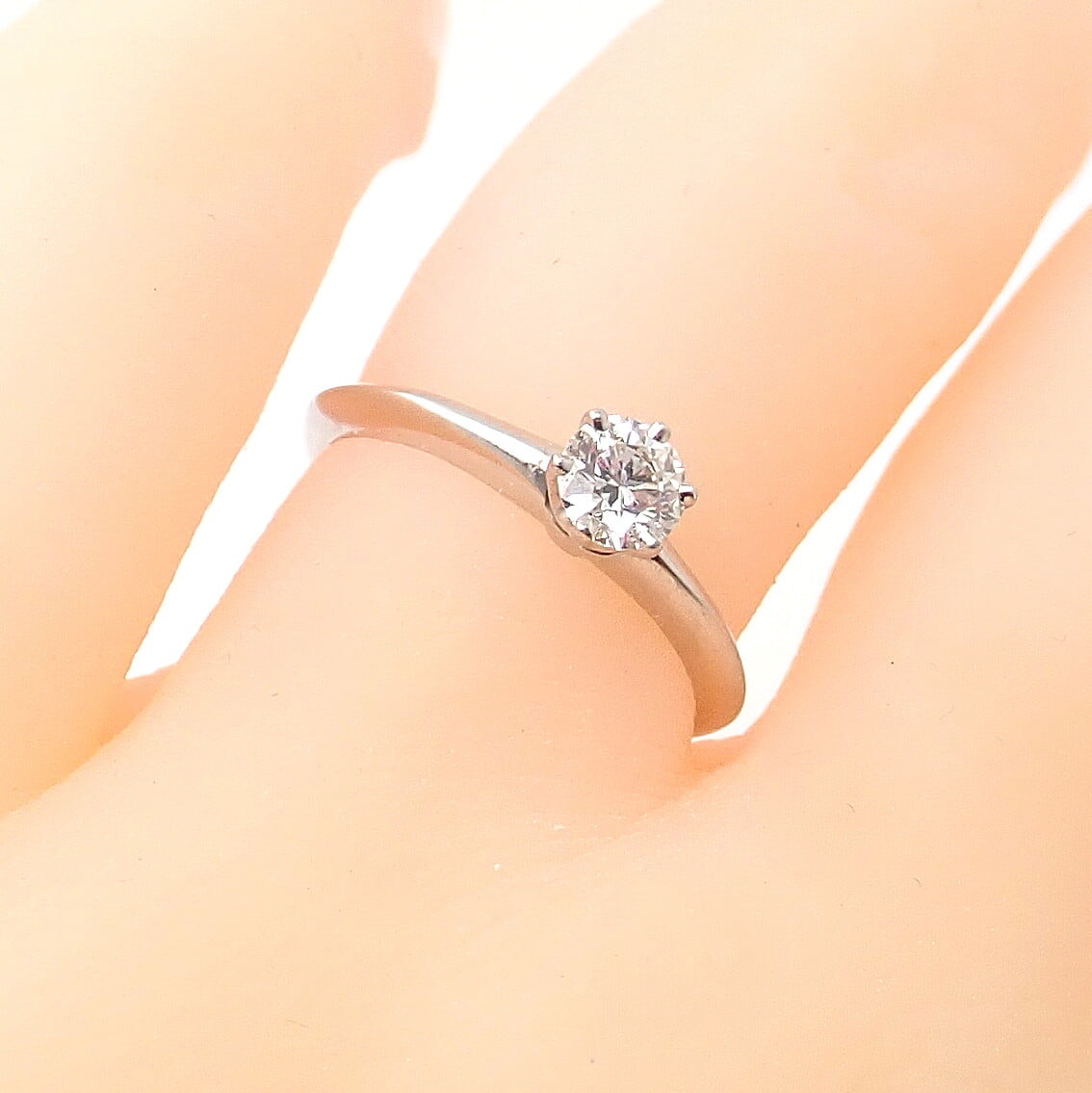 Authentic Tiffany & Co. Platinum 0.31ct Diamond G/VS1 Engagement Ring 4.25 Cert | Fortrove