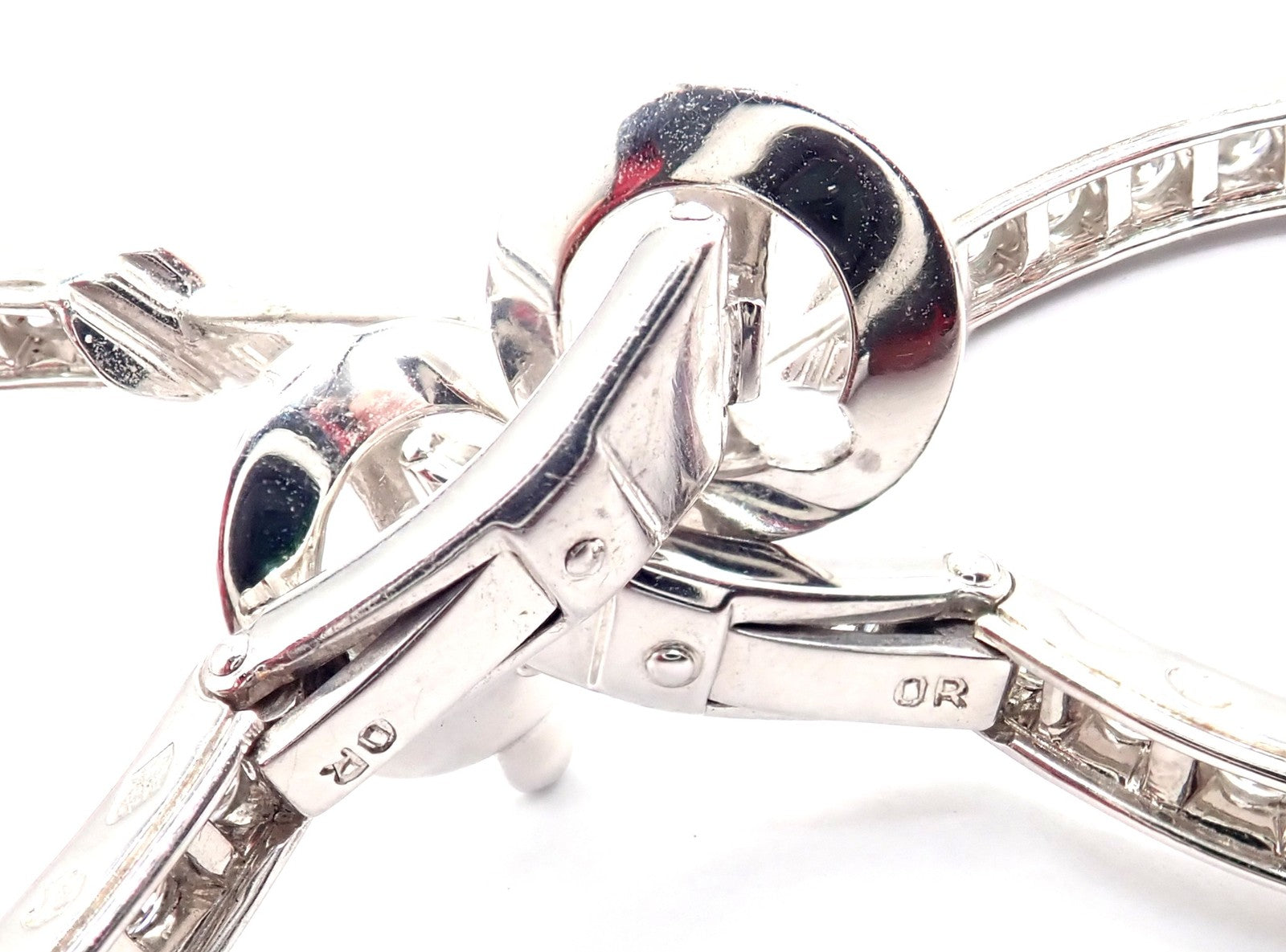 Van Cleef & Arpels Avignon 18k White Gold Diamond Large Hoop Earrings | Fortrove