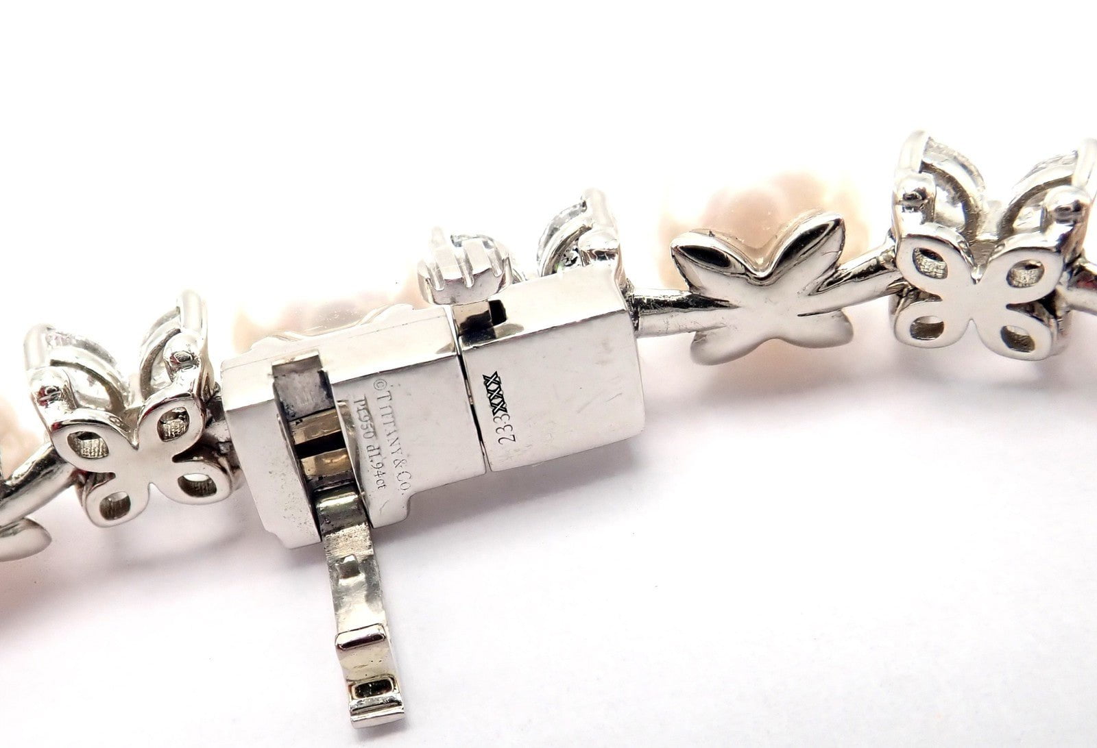 Tiffany & Co Victoria Platinum Diamond Akoya Cultured Pearl Line Tennis Bracelet | Fortrove