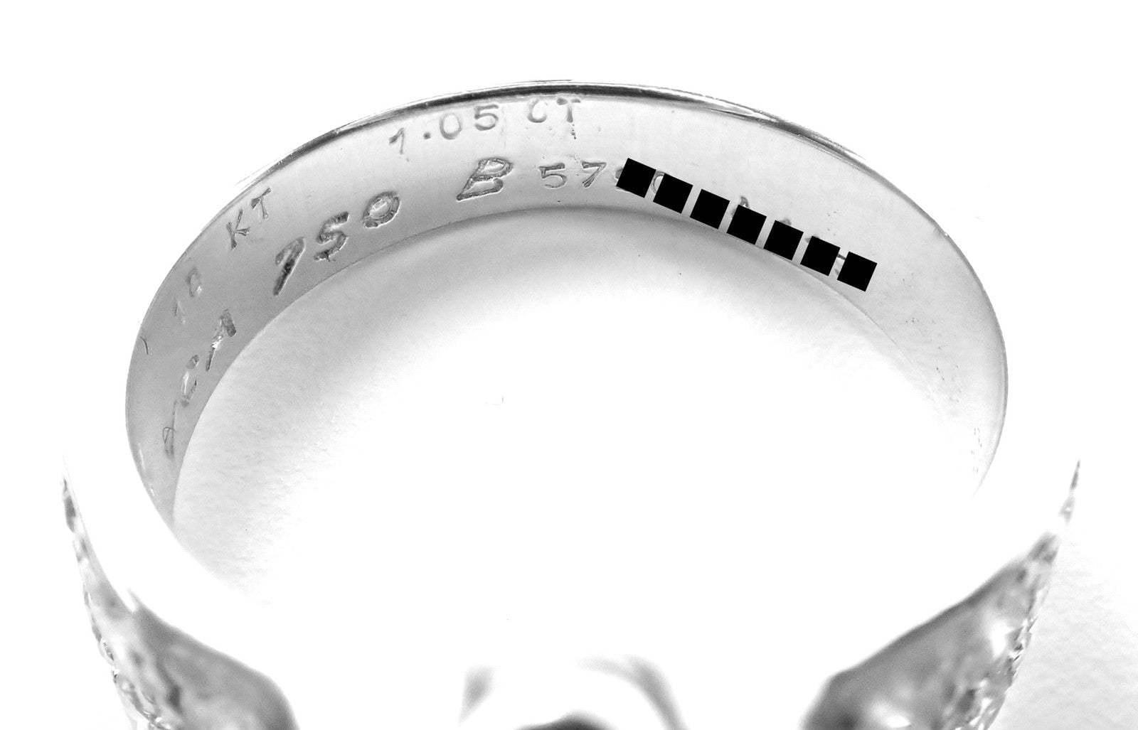 Authentic! Van Cleef & Arpels 18k White Gold Diamond Fleurette Flower Ring | Fortrove