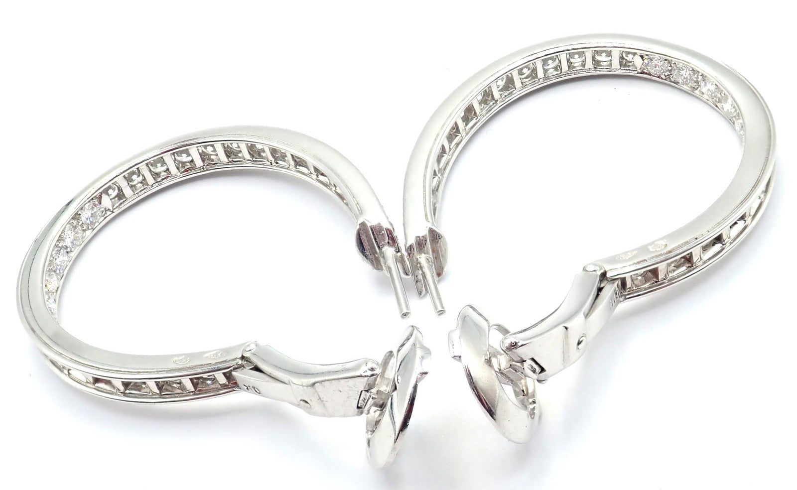 Van Cleef & Arpels Avignon 18k White Gold Diamond Large Hoop Earrings | Fortrove