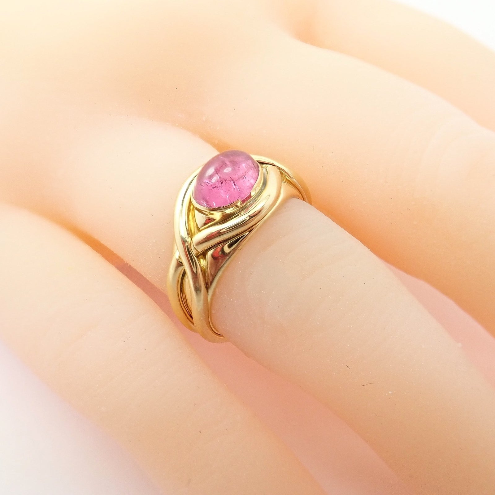 Rare! Authentic Tiffany & Co 18k Yellow Gold Pink Tourmaline Cabochon Band Ring | Fortrove