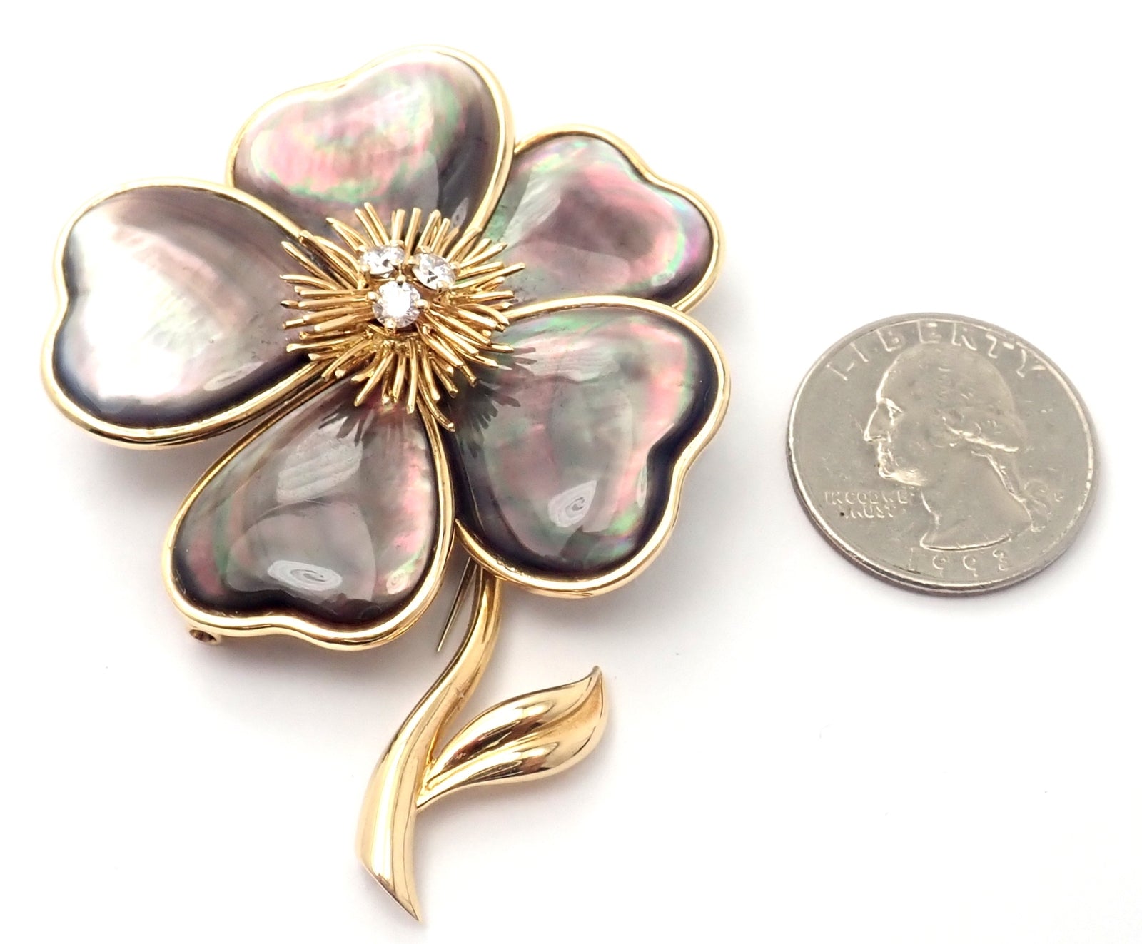 Van Cleef & Arpels Clématite 18k Yellow Gold Diamond Gray Mother of Pearl Brooch | Fortrove