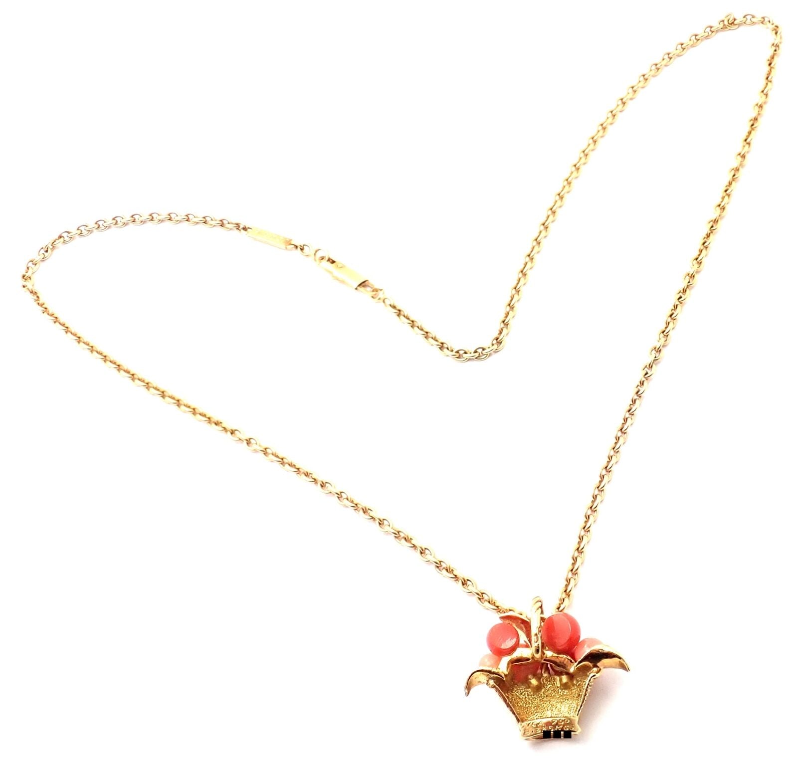 Authentic Van Cleef & Arpels 18k Gold Coral Bead Fruit Basket Pendant Necklace | Fortrove